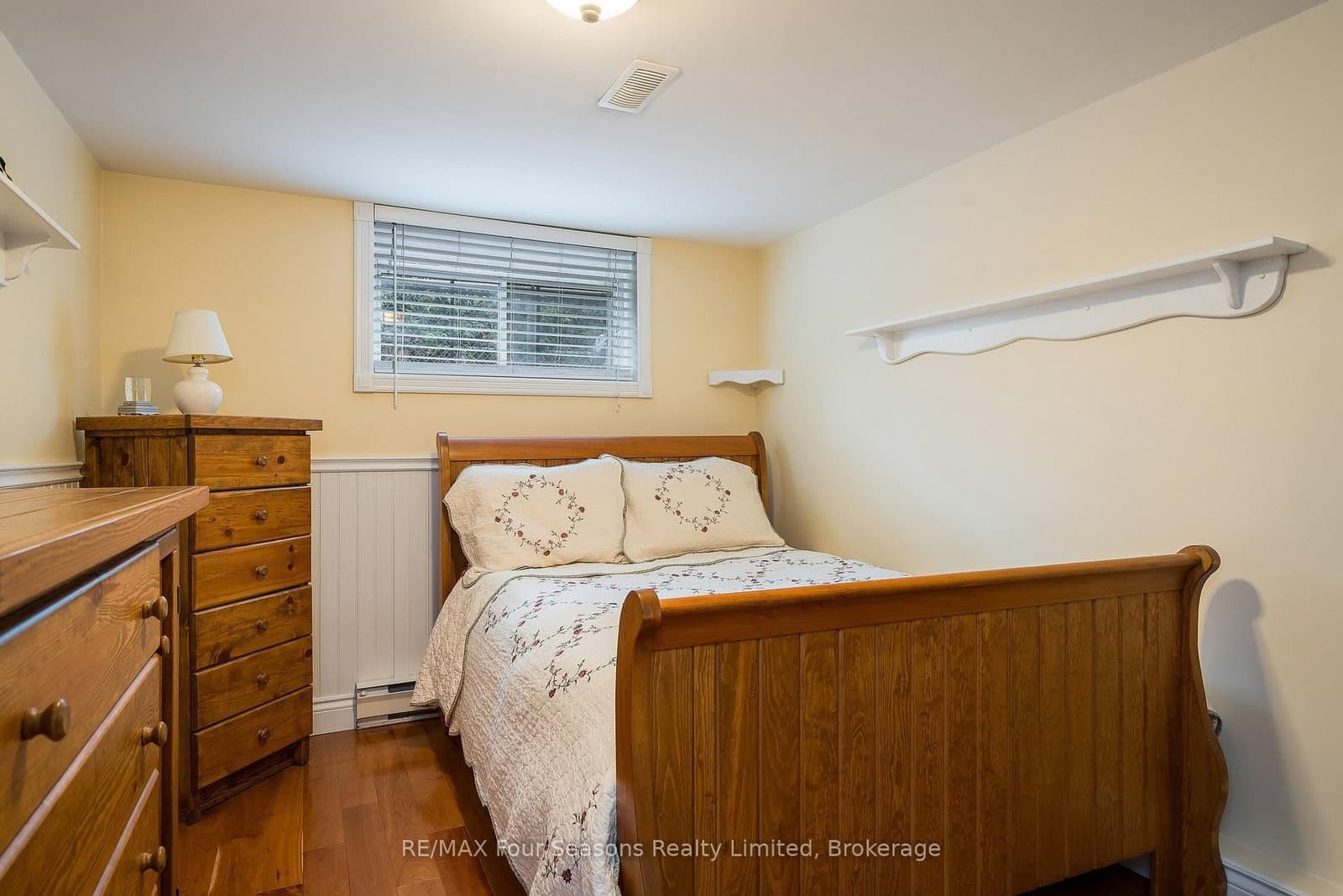 16 Carmichael Crescent thumbnail 30