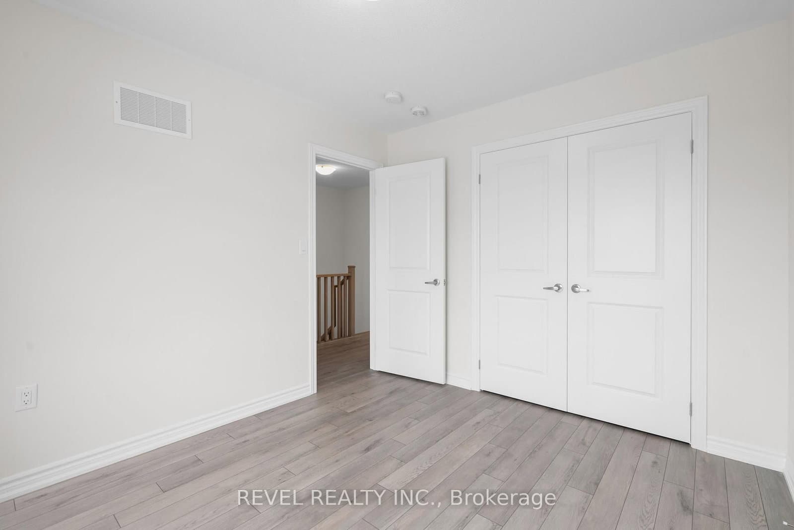 4 ROCHESTER Drive thumbnail 14