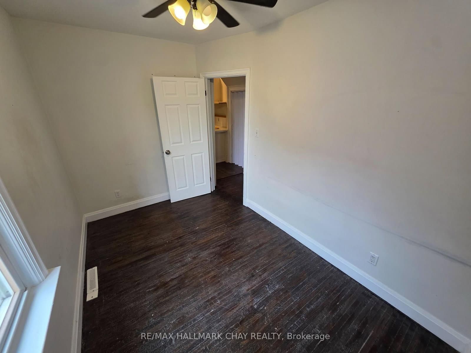 28 Matchedash Street N, Unit 3 thumbnail 10
