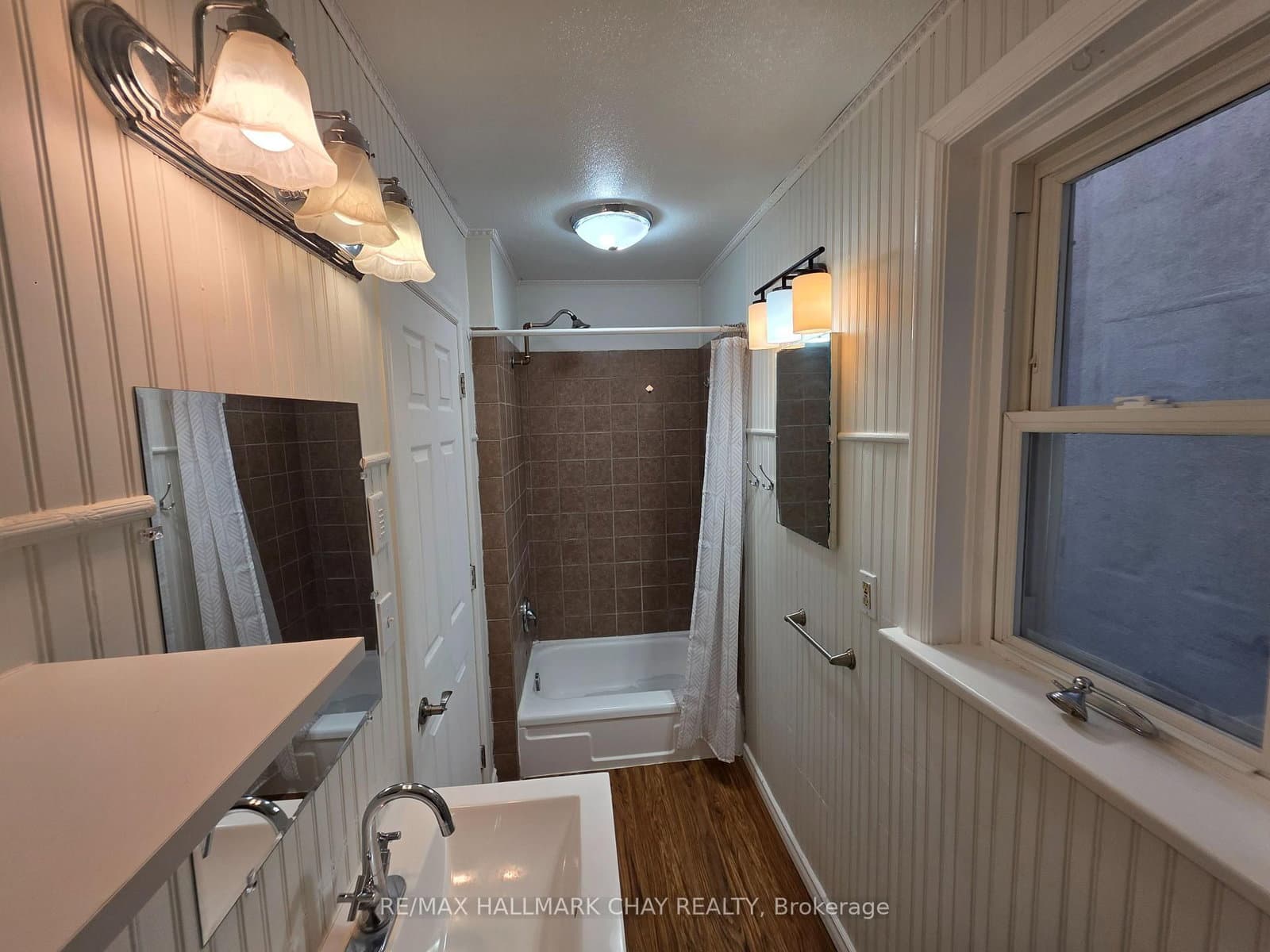 28 Matchedash Street N, Unit 3 thumbnail 14