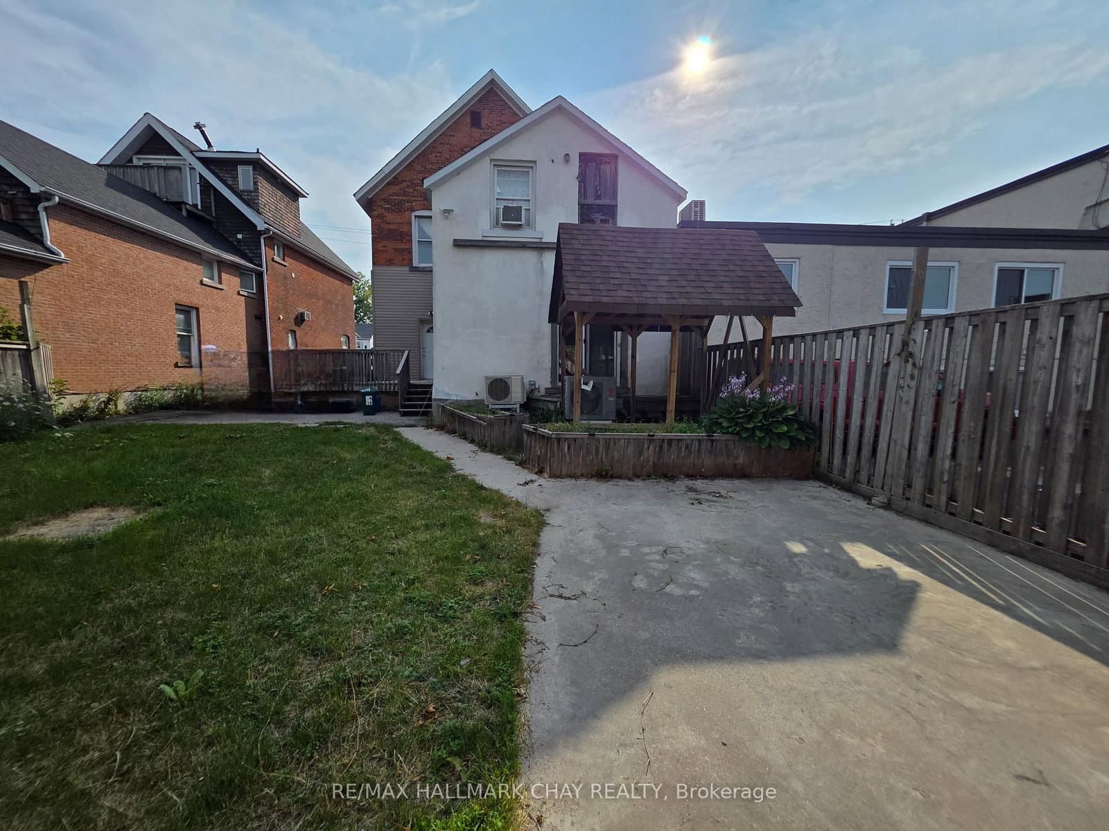 28 Matchedash Street N, Unit 3 thumbnail 18