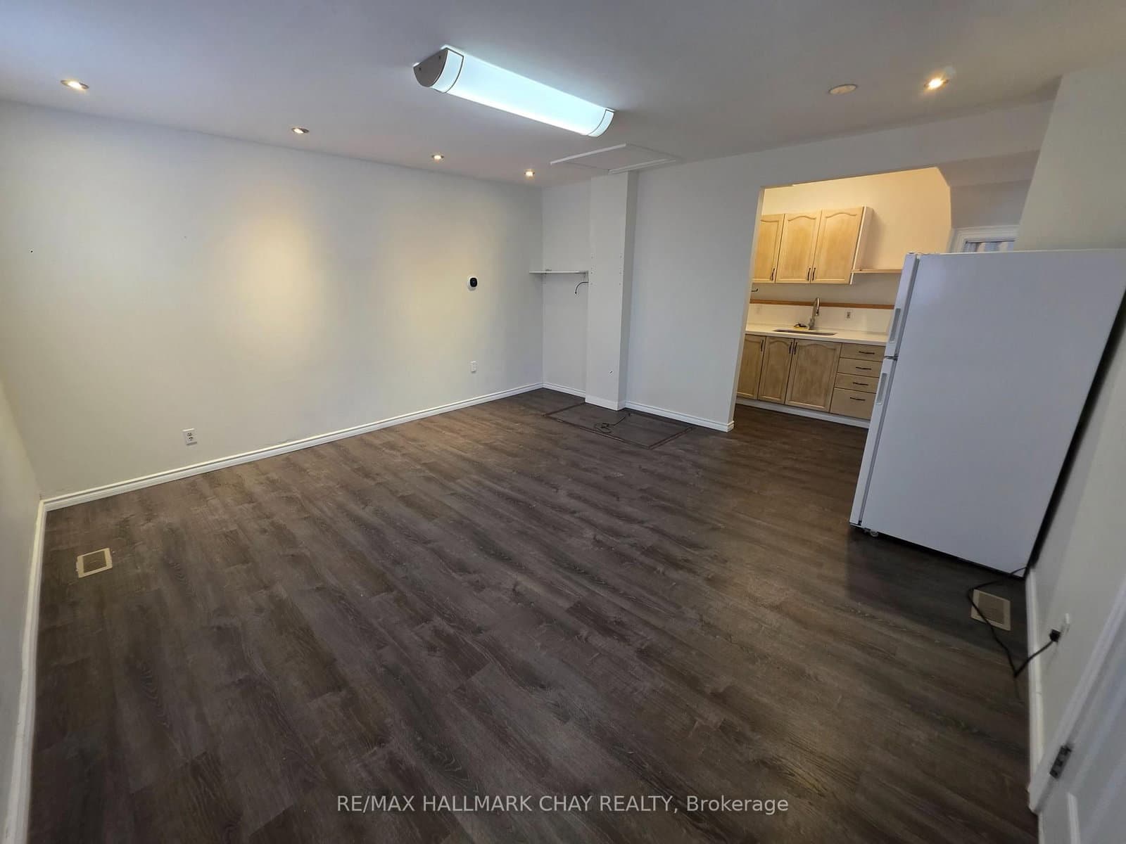 28 Matchedash Street N, Unit 3 thumbnail 3