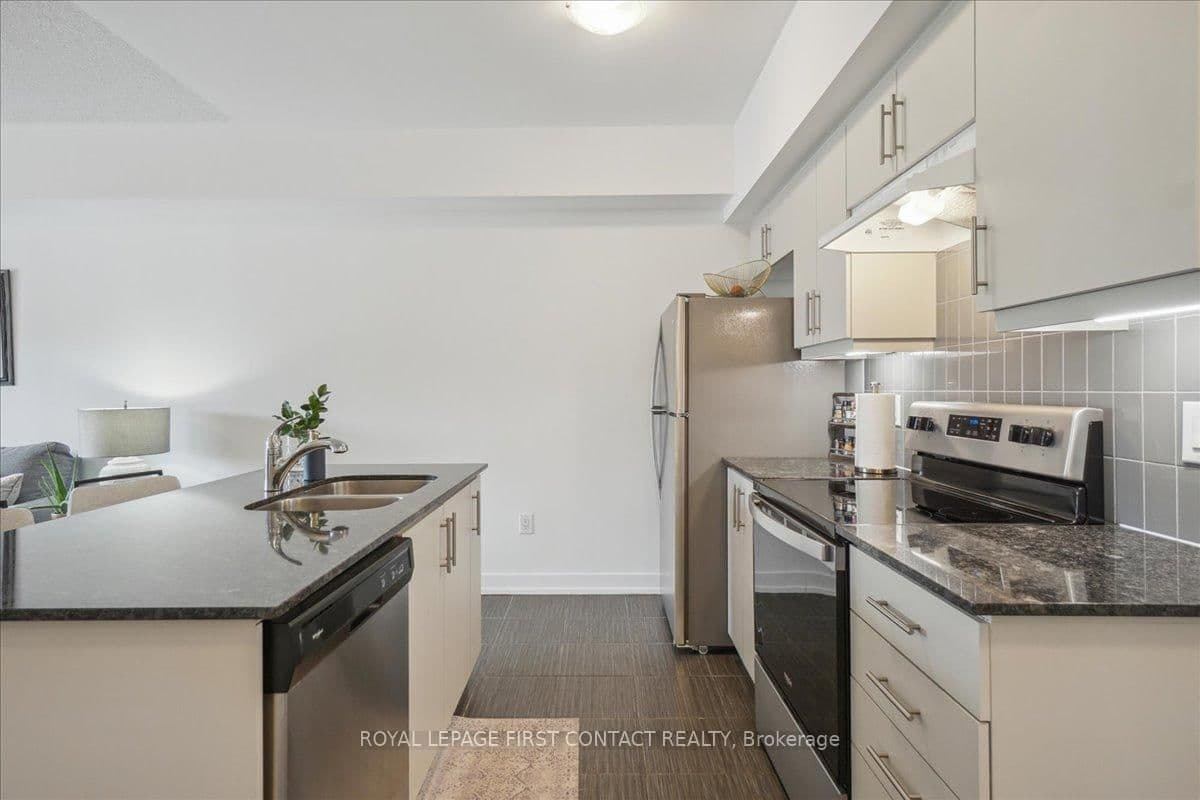 4 Spice Way, Unit 213 thumbnail 12