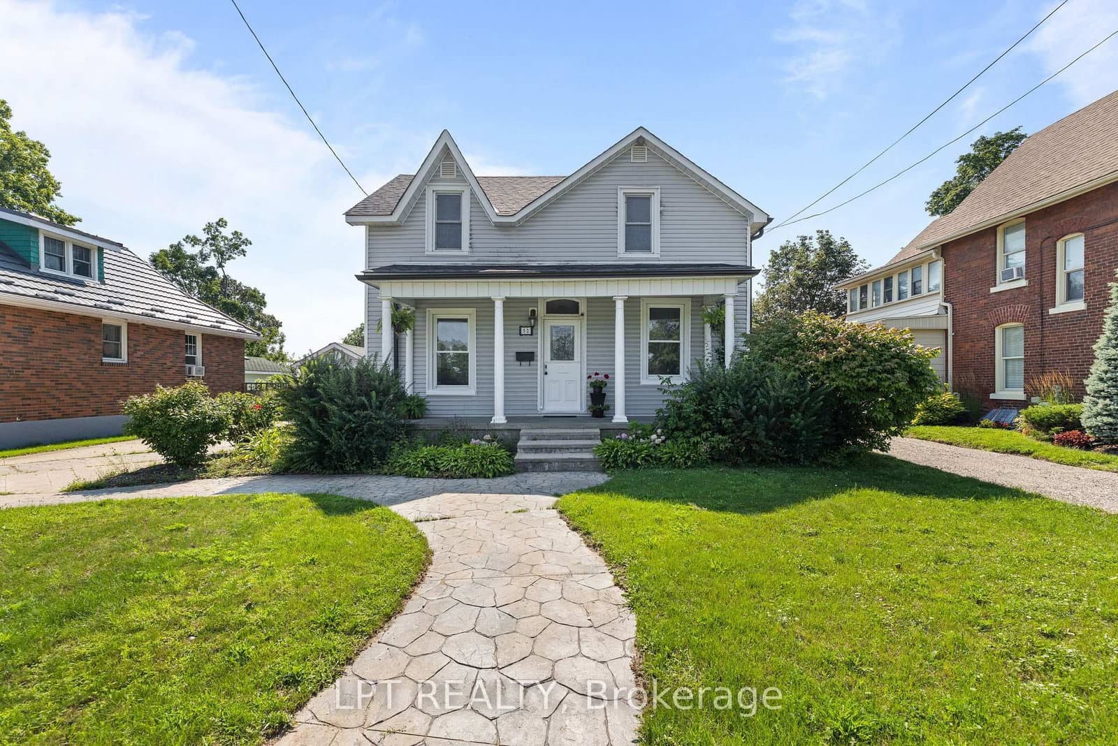 52 Parkside Drive E - Image 1