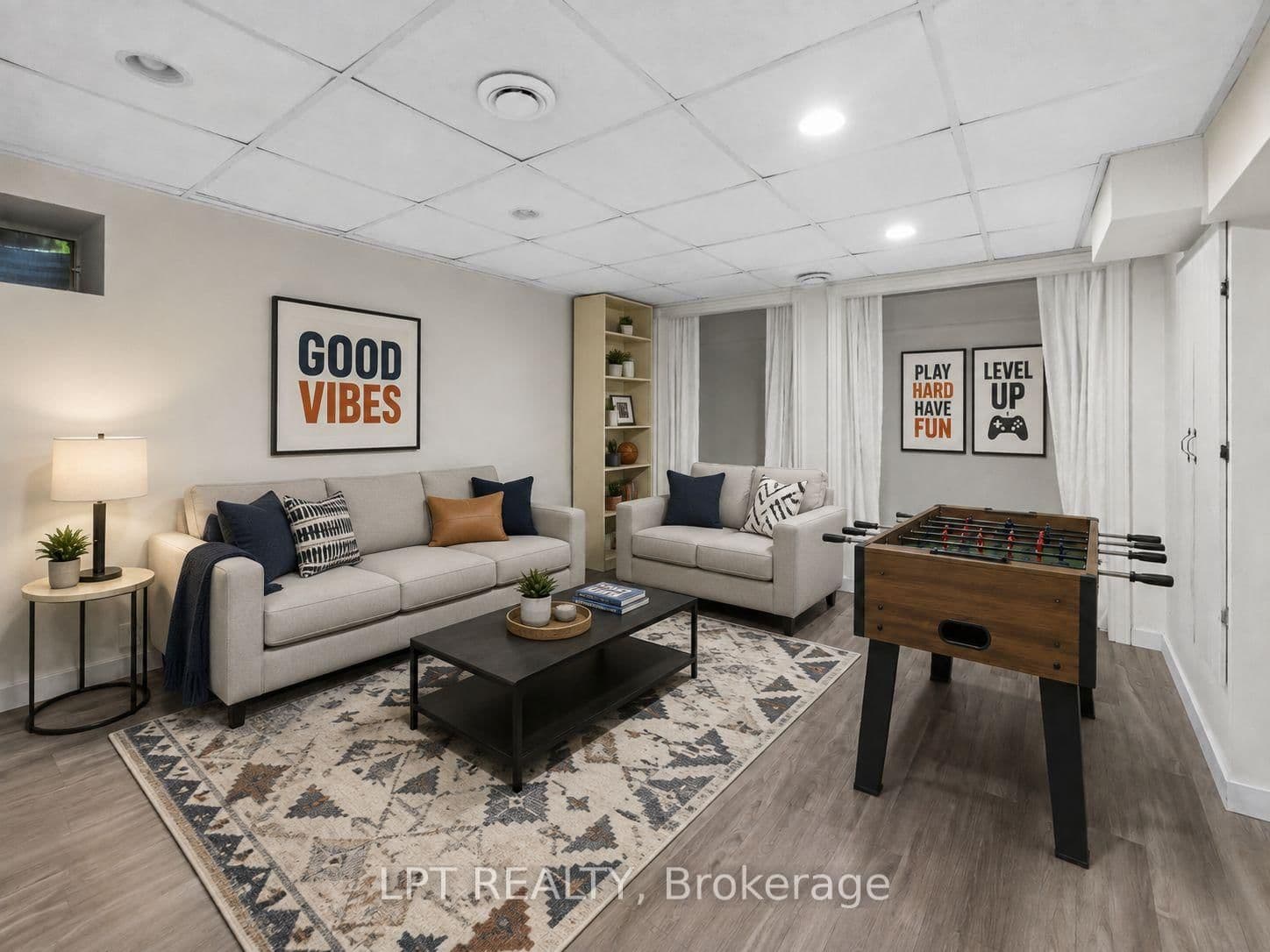 52 Parkside Drive E thumbnail 36