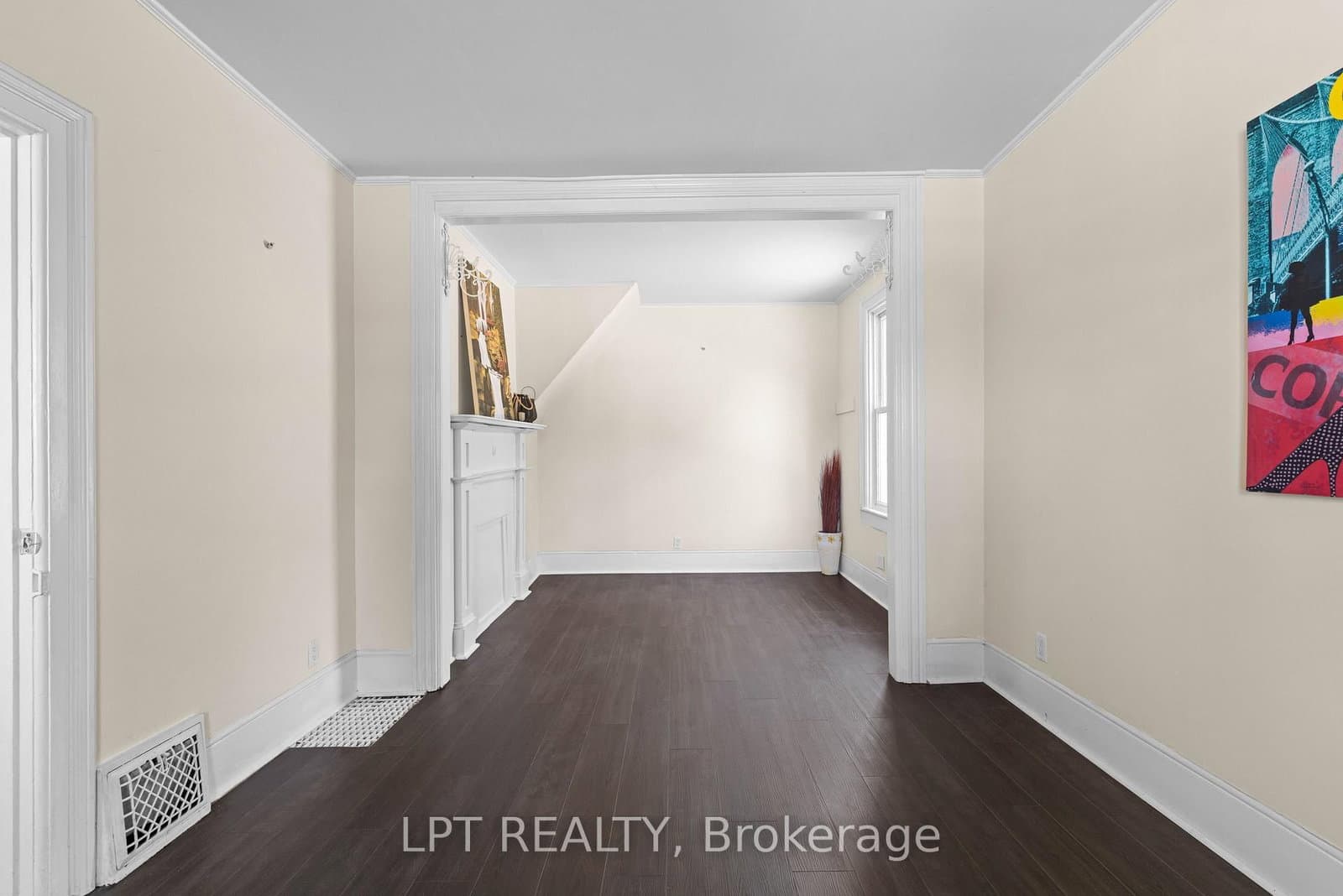 52 Parkside Drive E thumbnail 6