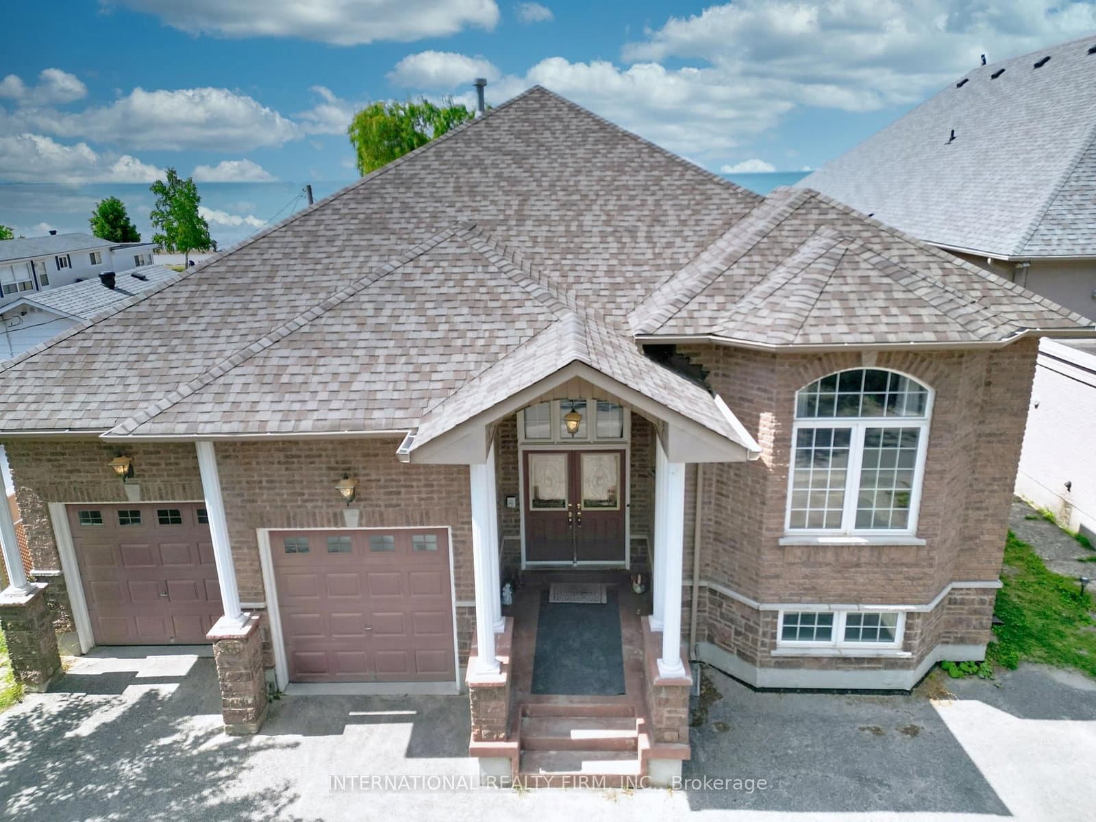 966 Shore Lane thumbnail 2