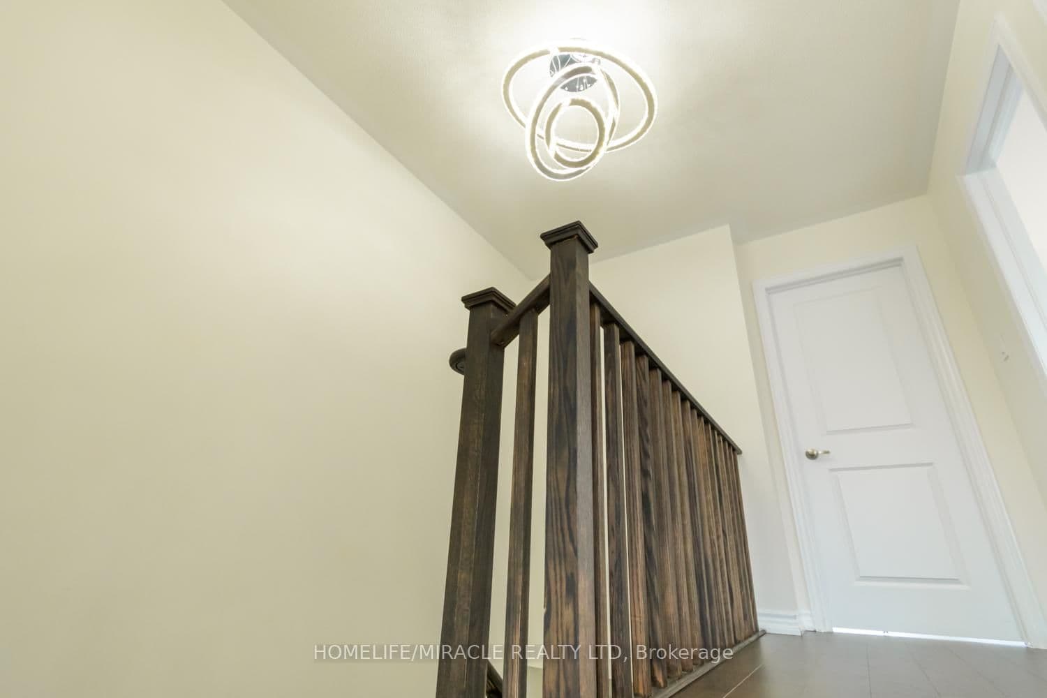 34 Valleybrook Road thumbnail 22