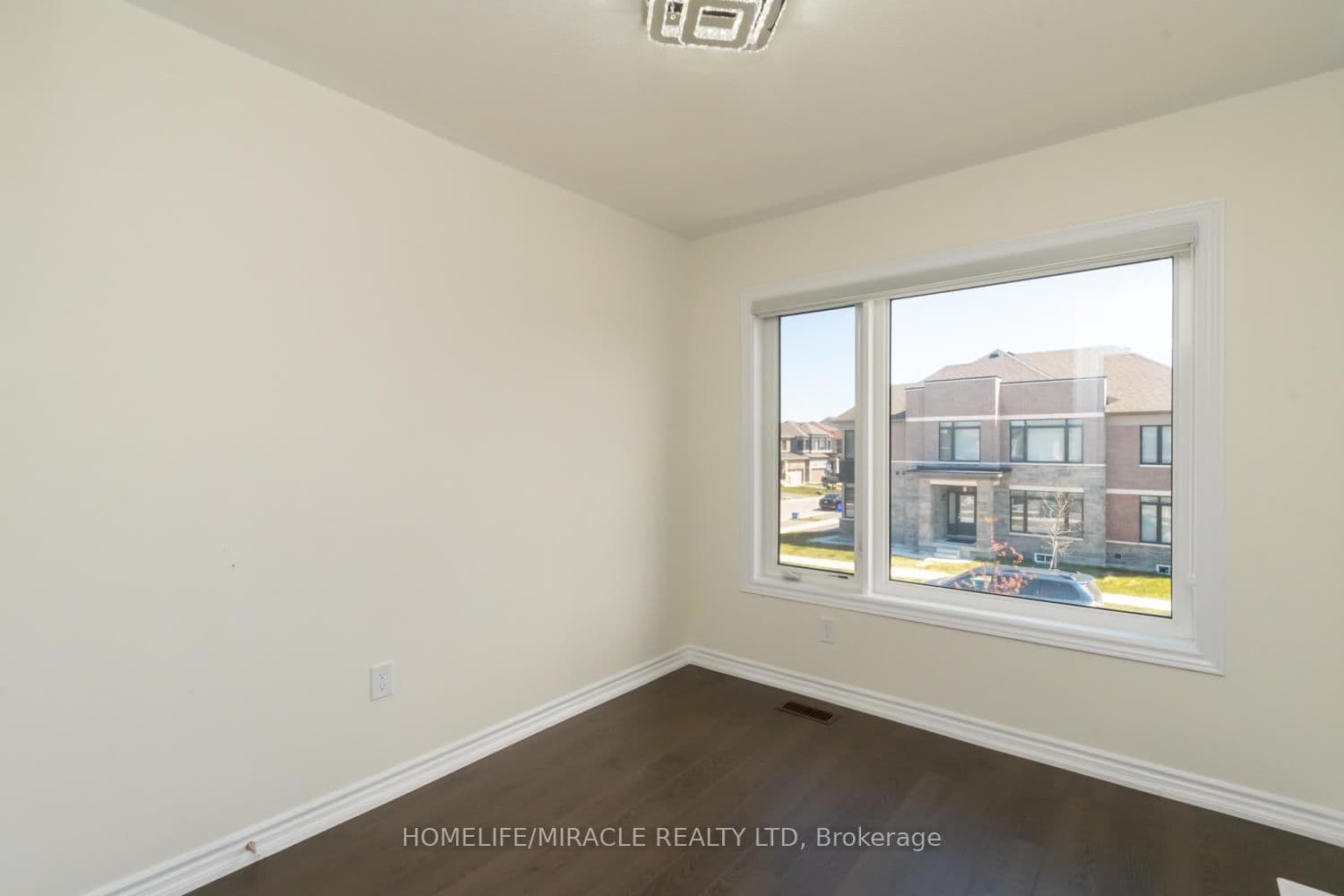 34 Valleybrook Road thumbnail 26
