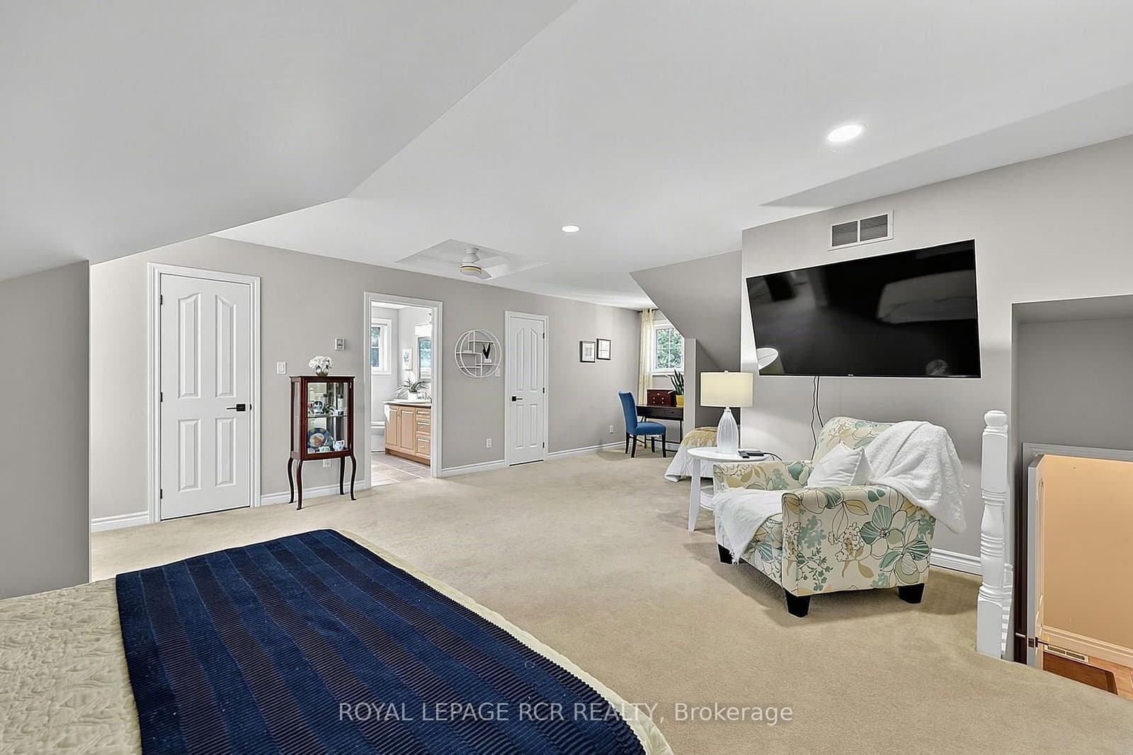 1068 Shore Lane thumbnail 36