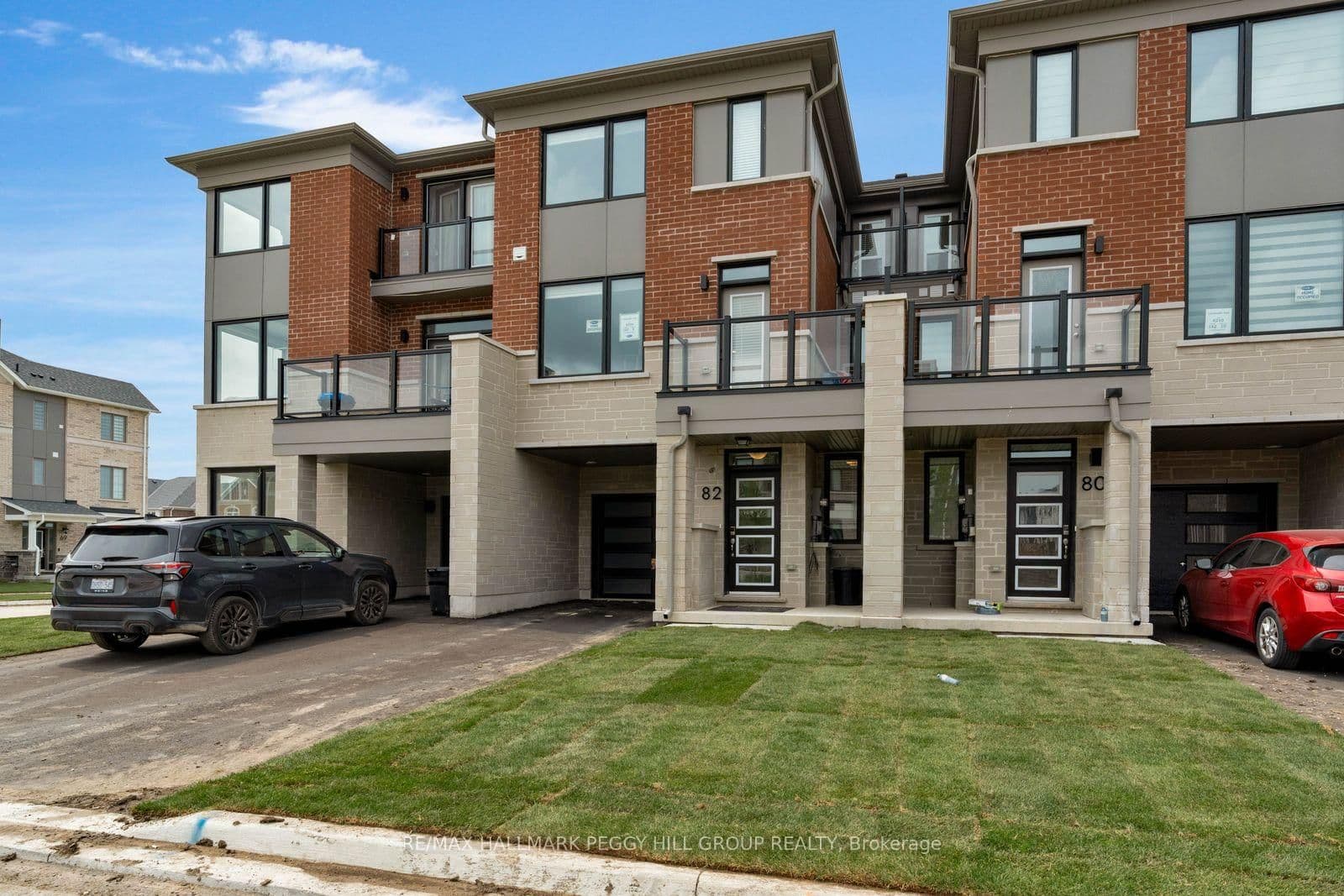 82 Yorkshire Drive - Image 1