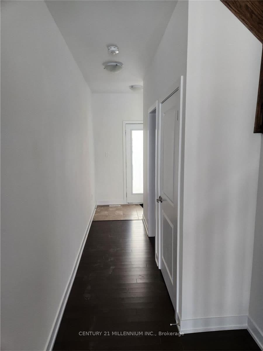 26 Westwood Avenue thumbnail 12
