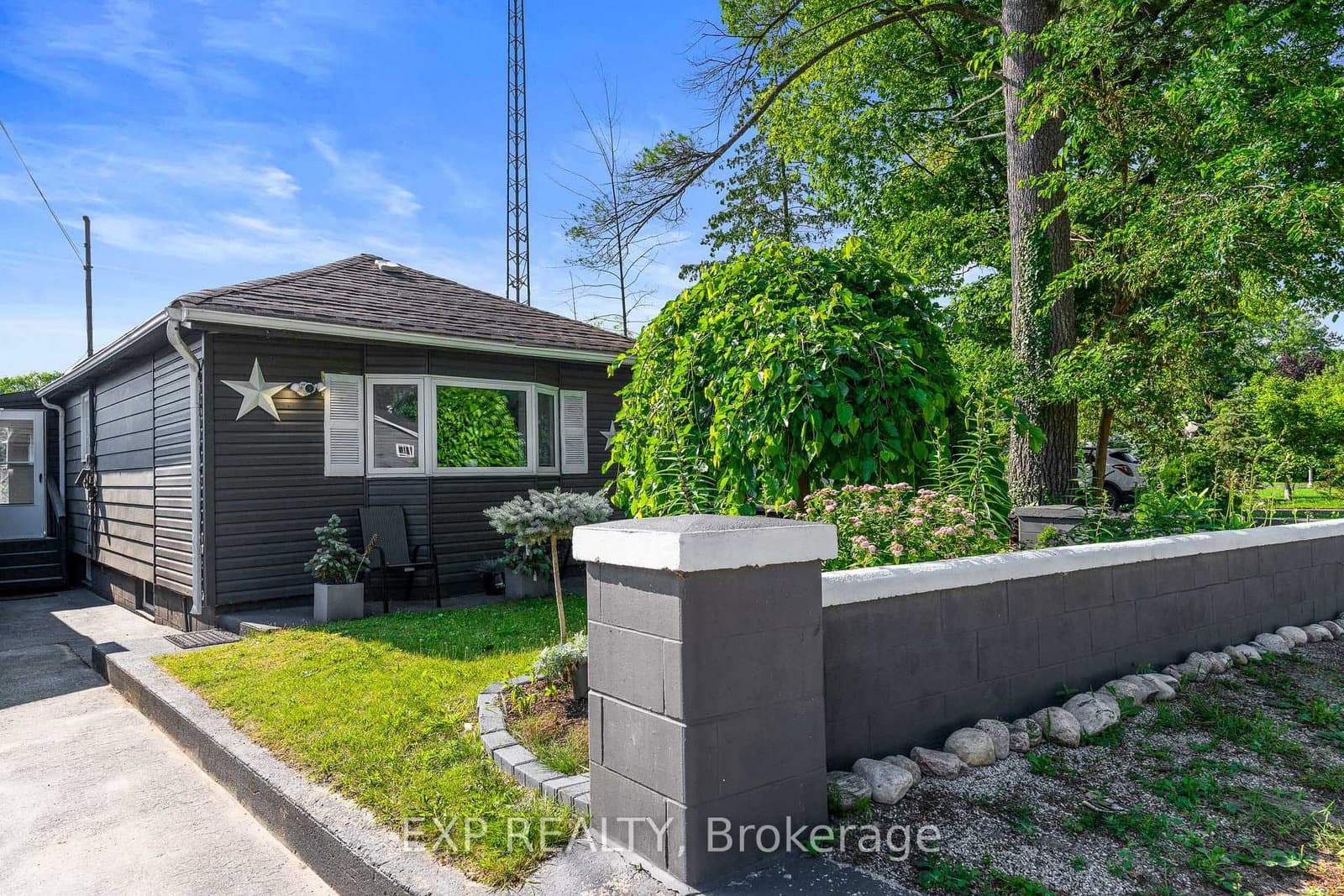 27 Sunnidale Road S thumbnail 21