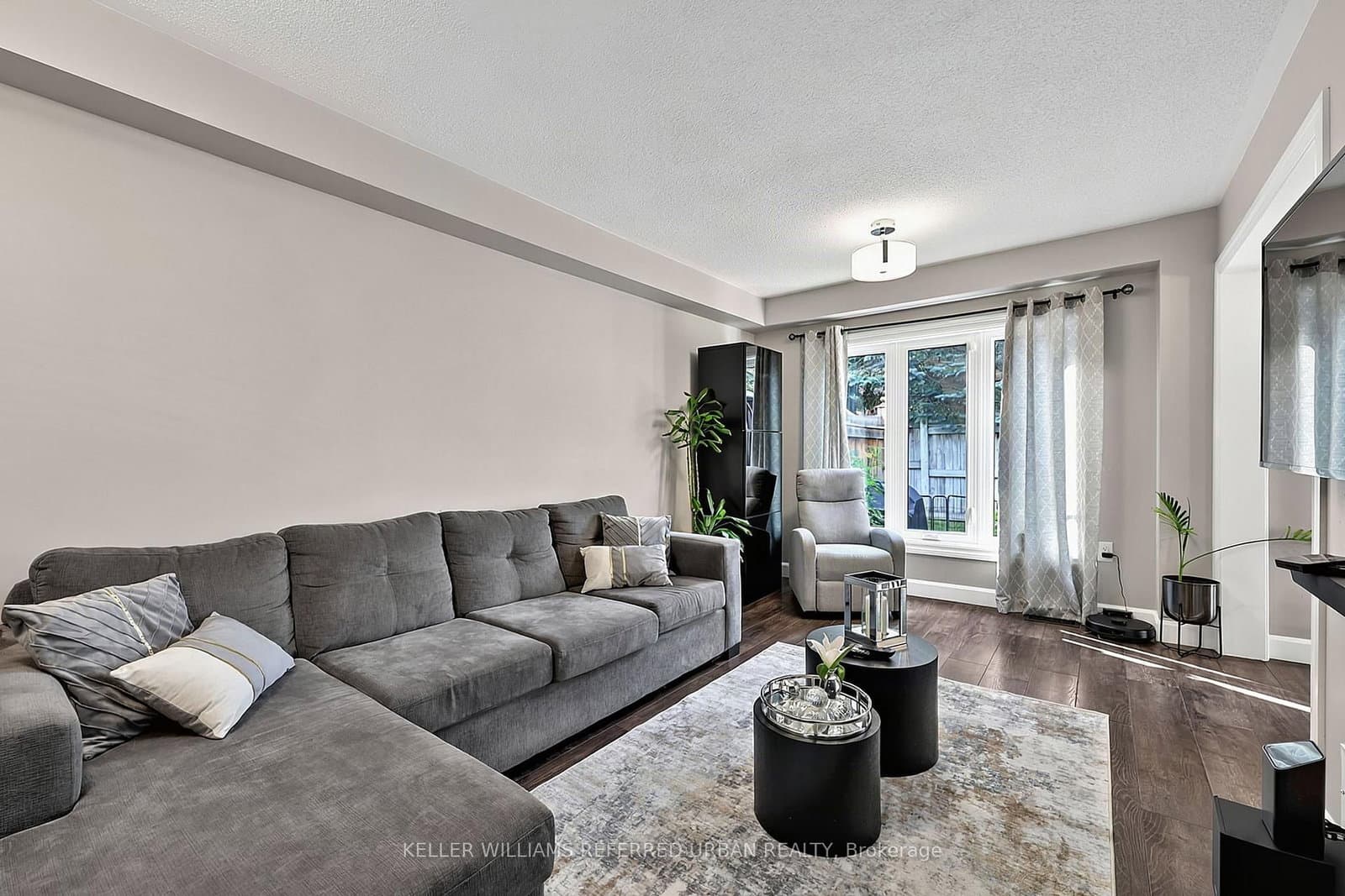 430 Mapleview Drive E, Unit 23 thumbnail 16