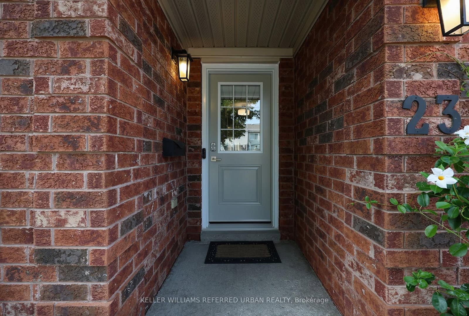 430 Mapleview Drive E, Unit 23 thumbnail 5