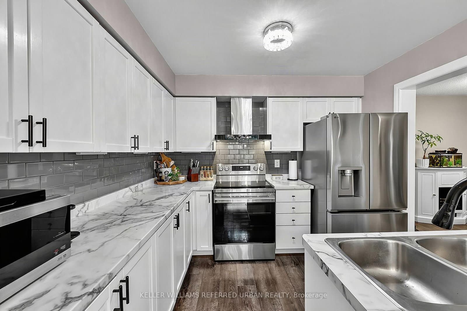 430 Mapleview Drive E, Unit 23 thumbnail 9