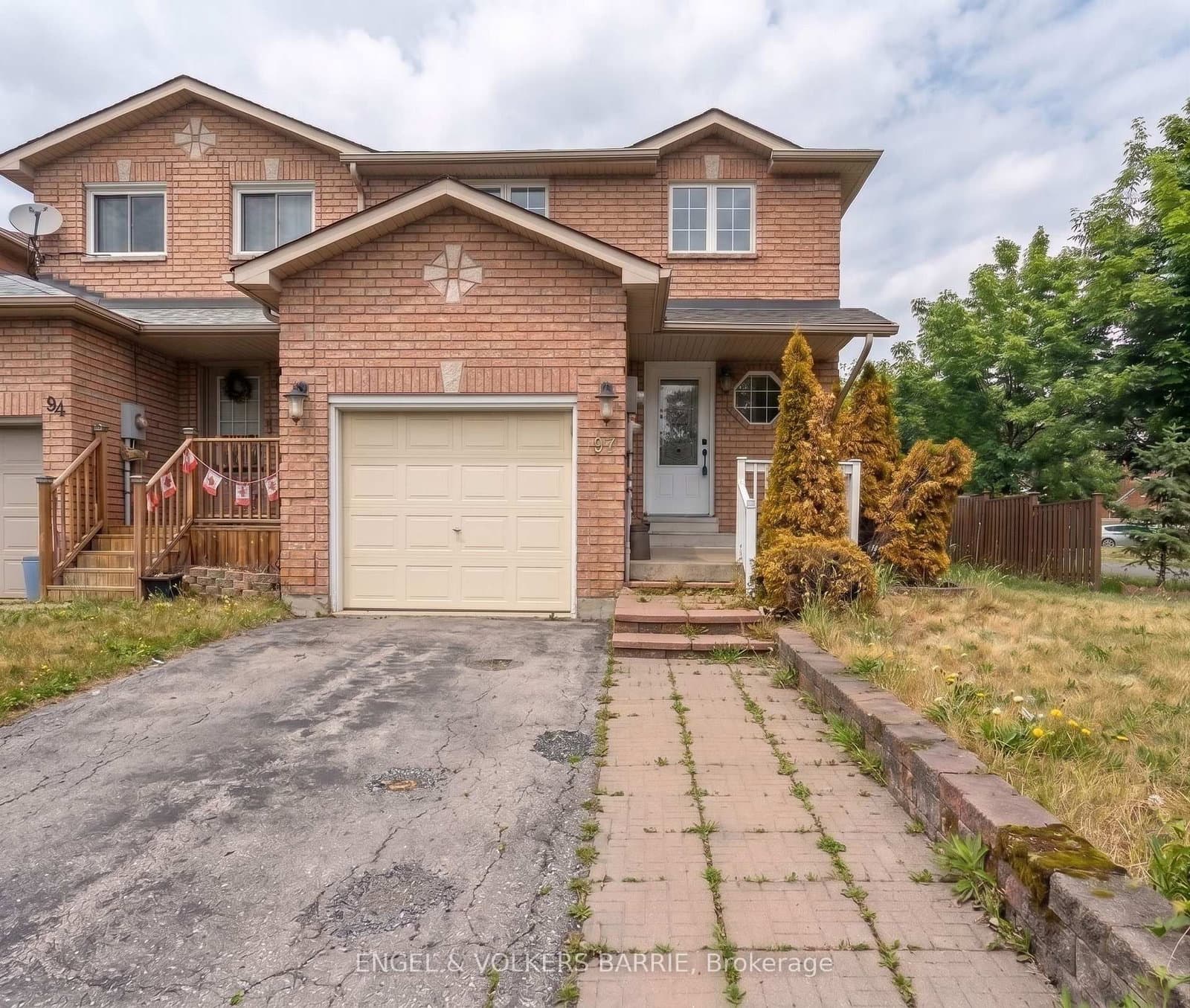 92 Lee Crescent - Image 1