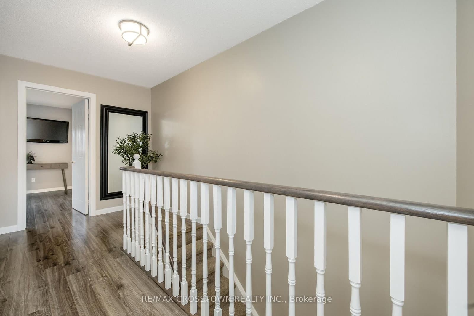 92 Cunningham Drive thumbnail 23