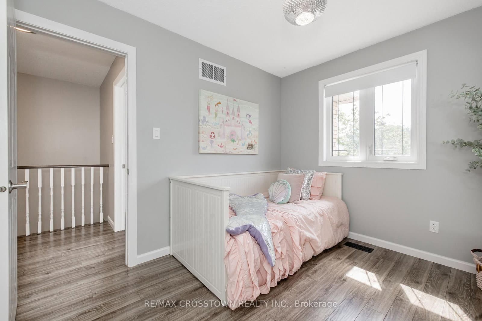 92 Cunningham Drive thumbnail 32
