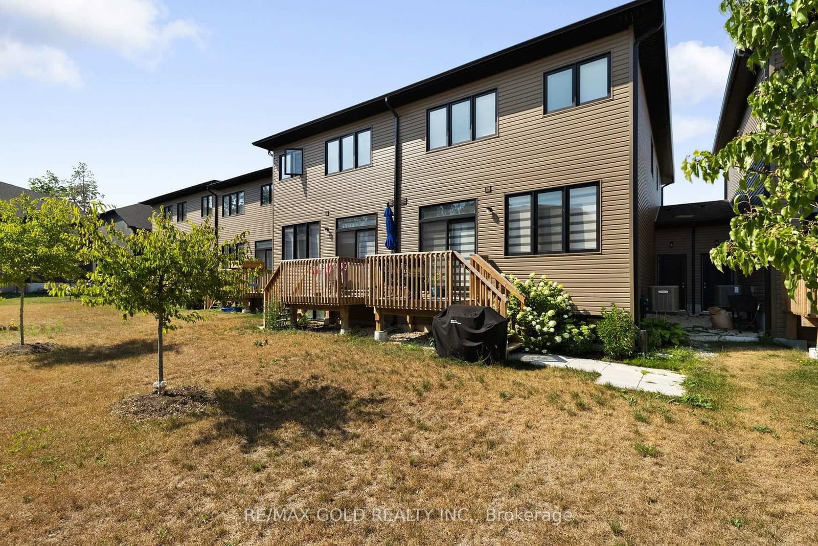 54 Eberhardt Drive thumbnail 34