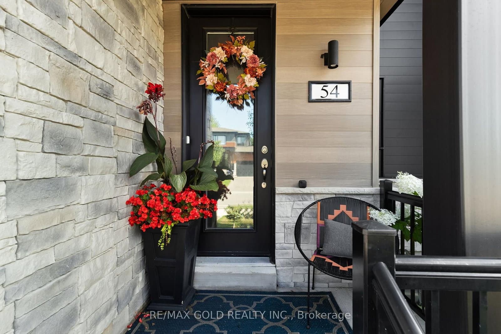 54 Eberhardt Drive thumbnail 5