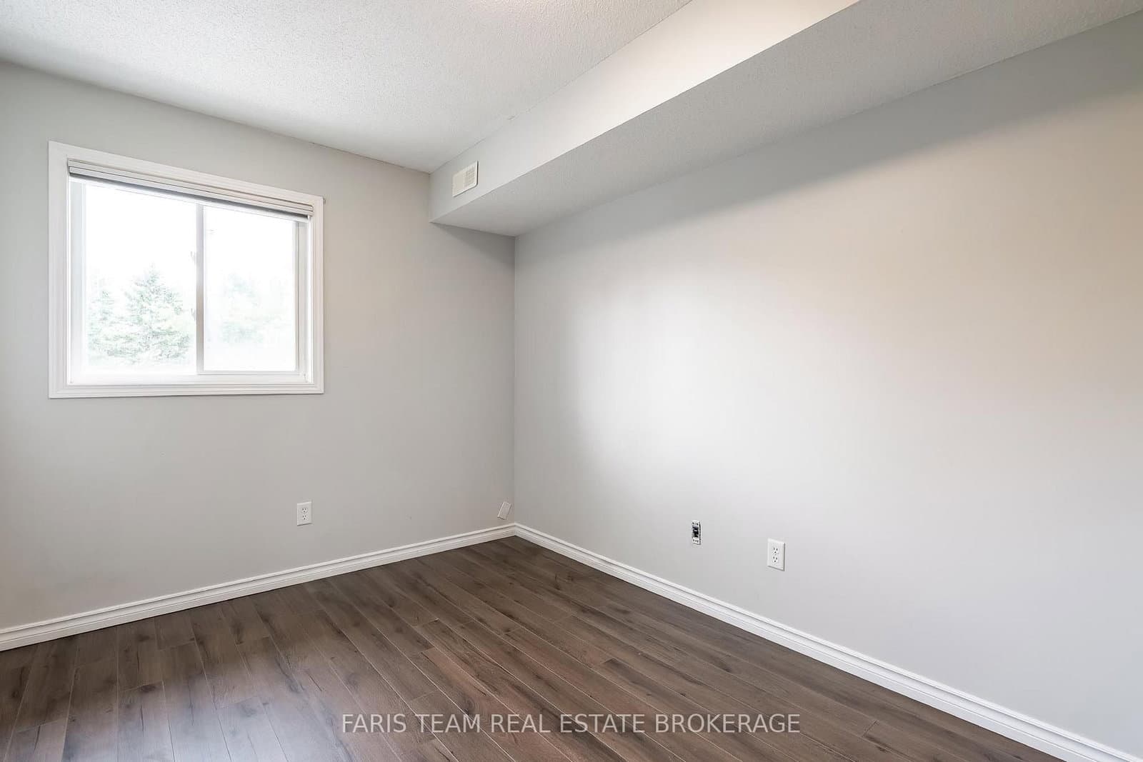243 Ferndale Drive S, Unit 76 thumbnail 18
