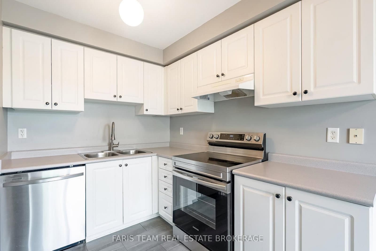 243 Ferndale Drive S, Unit 76 thumbnail 6