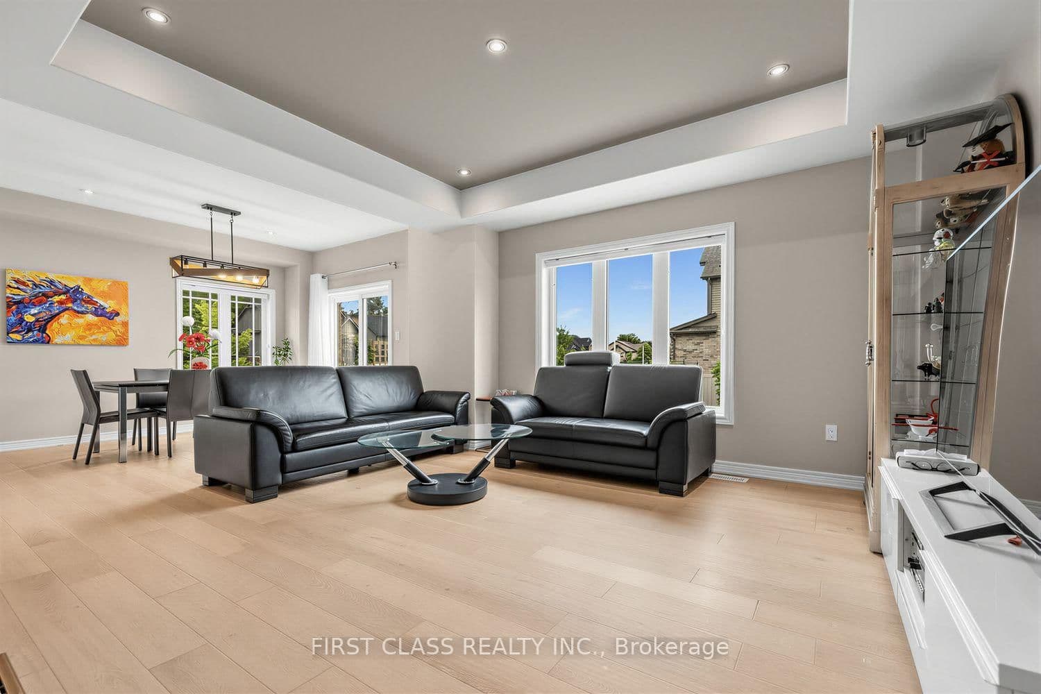 2 Pennell Drive thumbnail 8