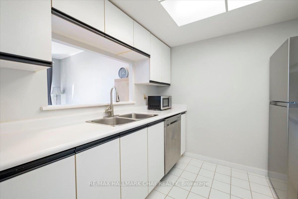 65 Ellen Street, Unit 1506 thumbnail 13