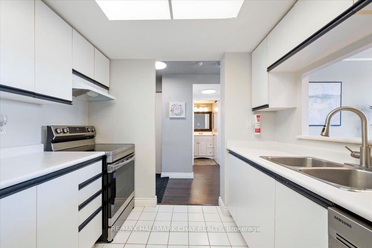 65 Ellen Street, Unit 1506 thumbnail 14