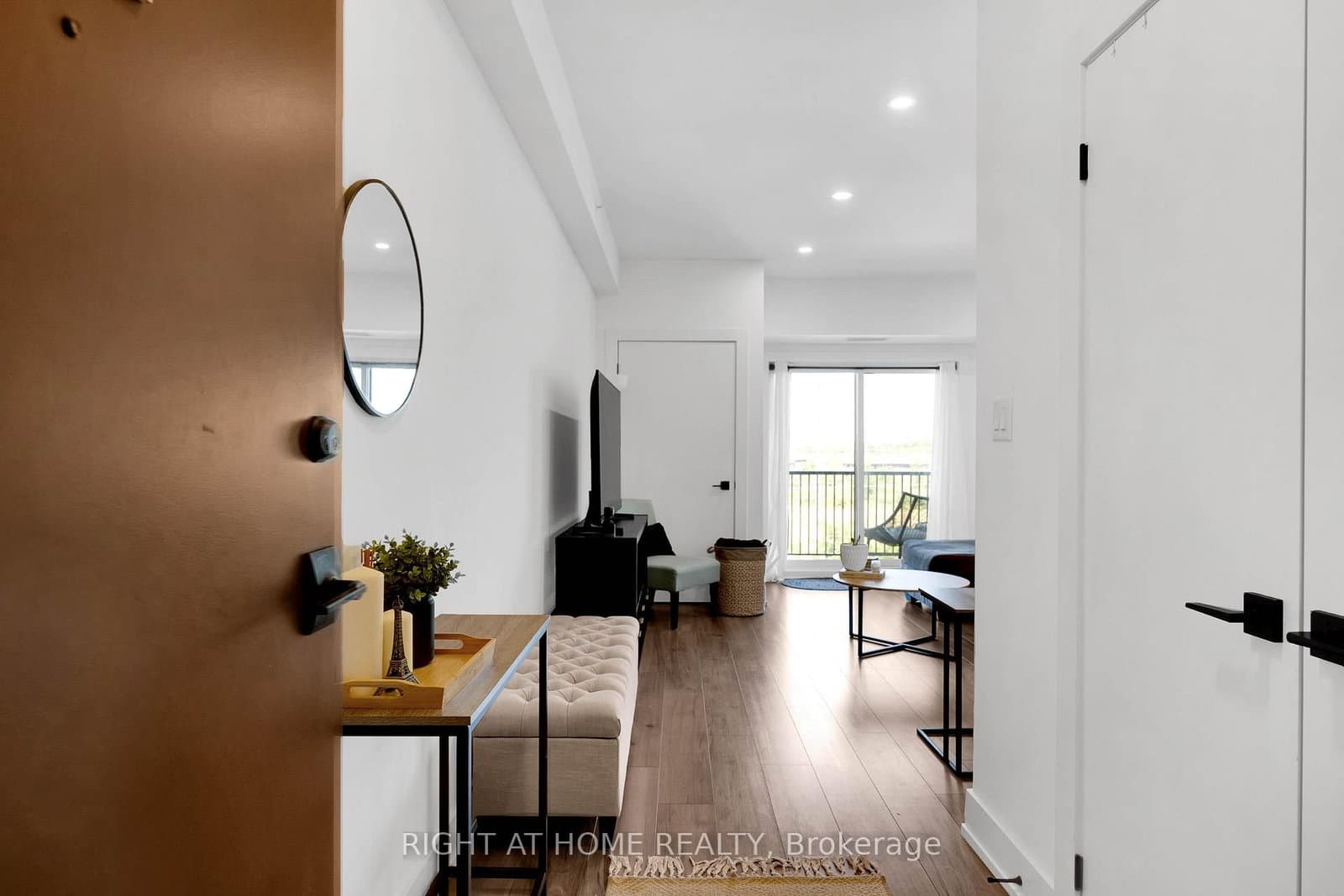 4 Spice Way, Unit 202 thumbnail 8