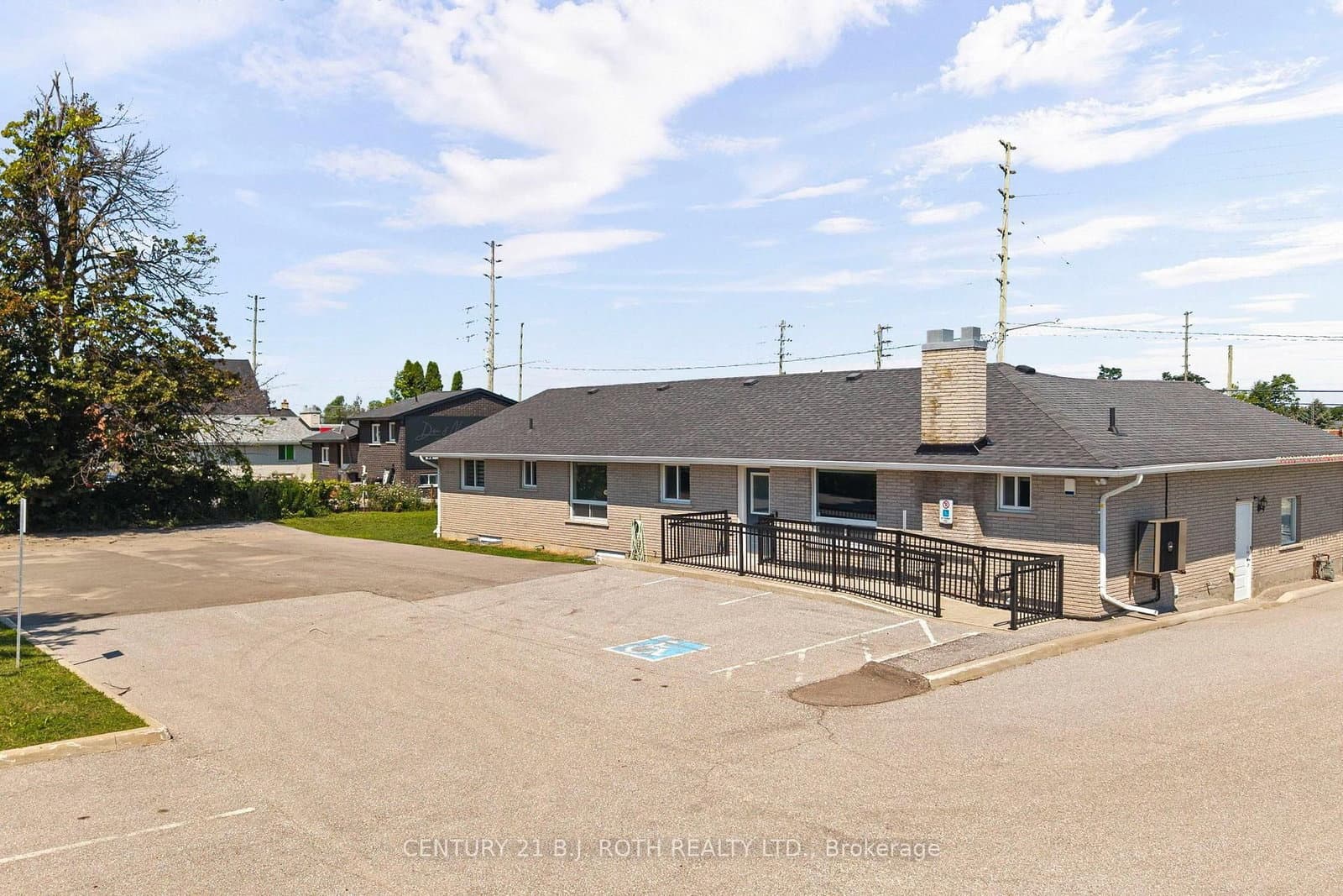 355 Mapleview Drive W thumbnail 29