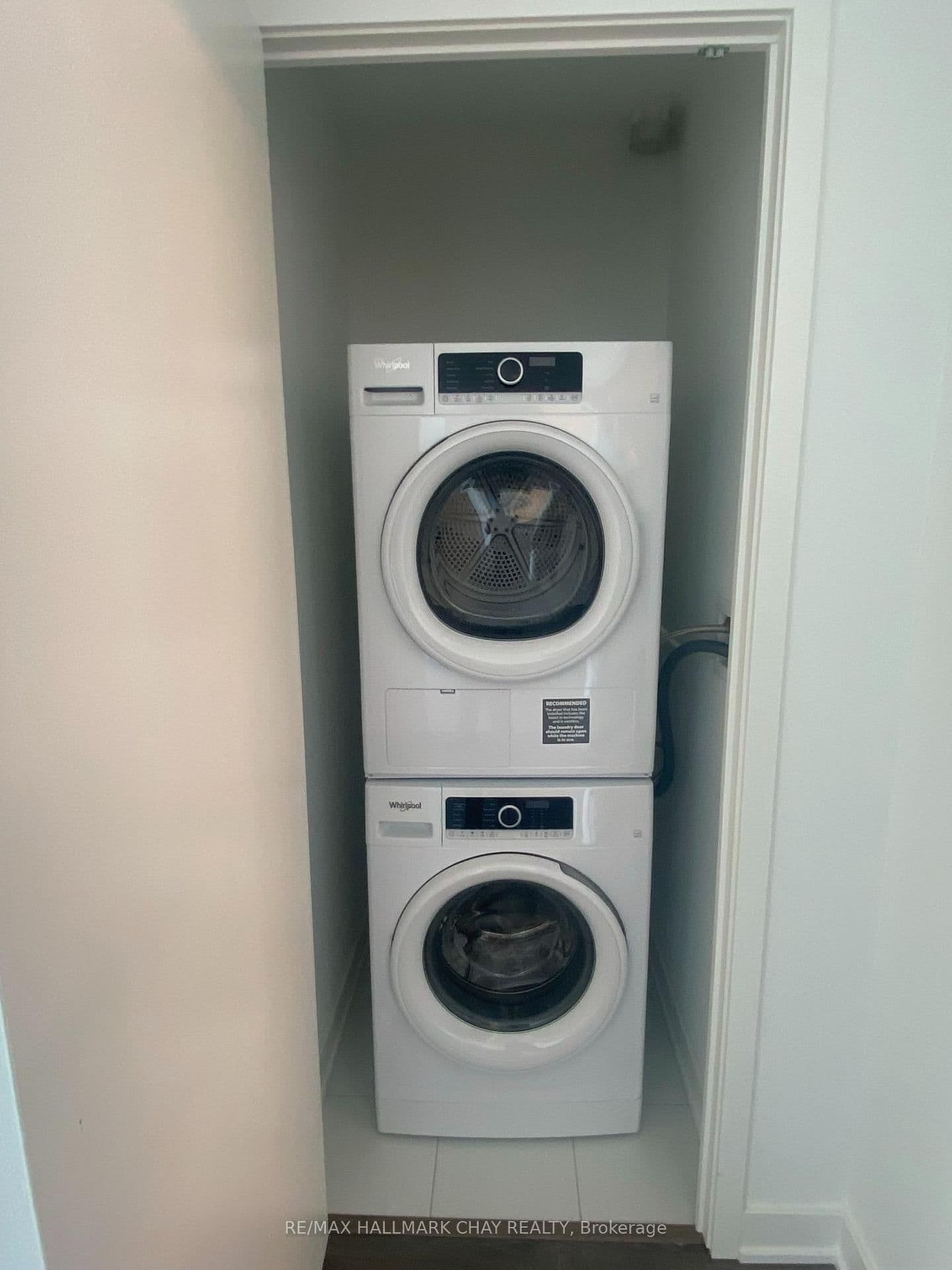 681 Yonge Street, Unit 317 thumbnail 10