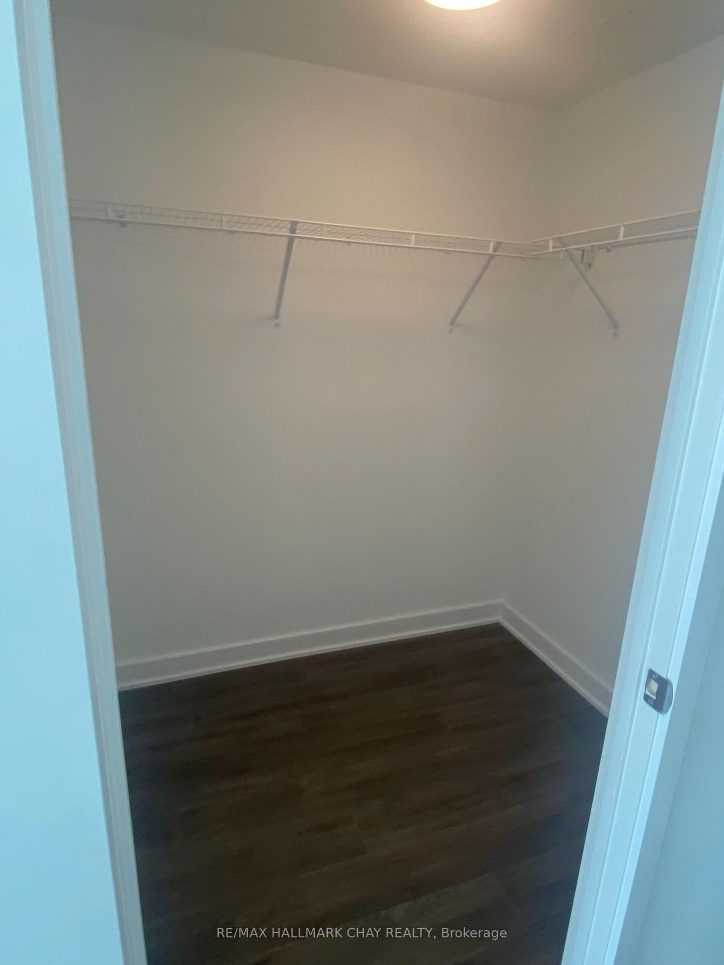681 Yonge Street, Unit 317 thumbnail 7