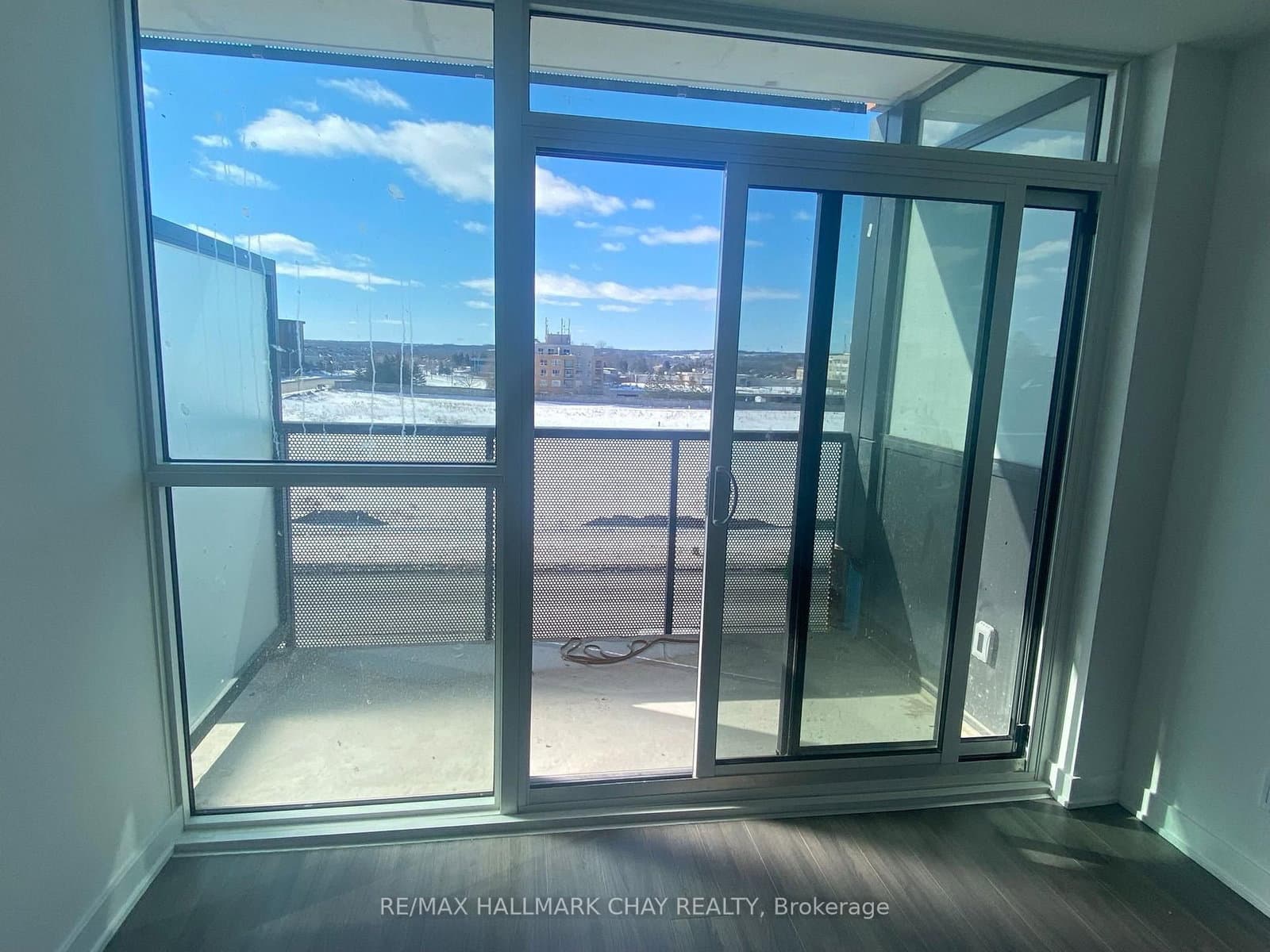 681 Yonge Street, Unit 317 thumbnail 8