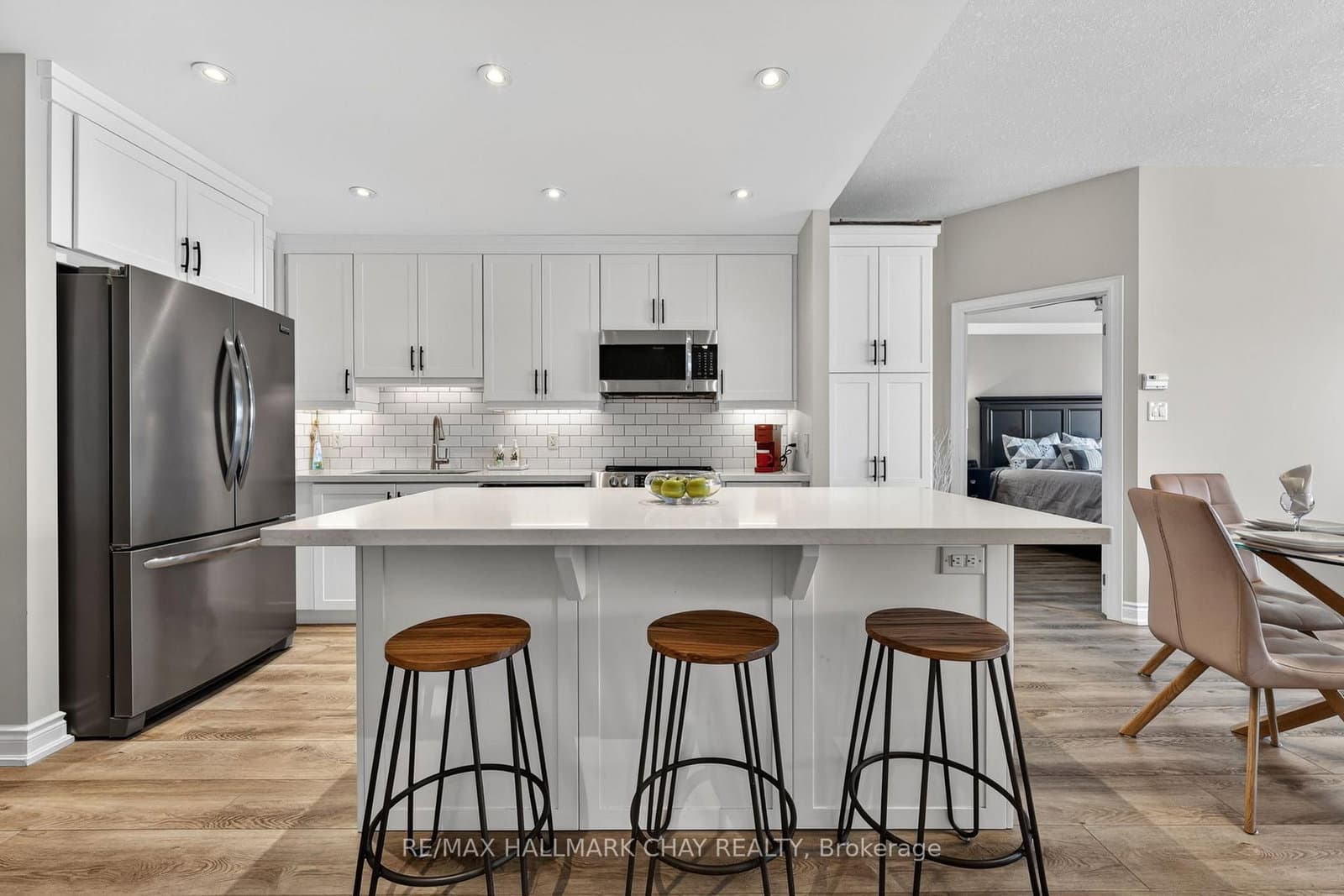 37 Ellen Street, Unit 805 thumbnail 2