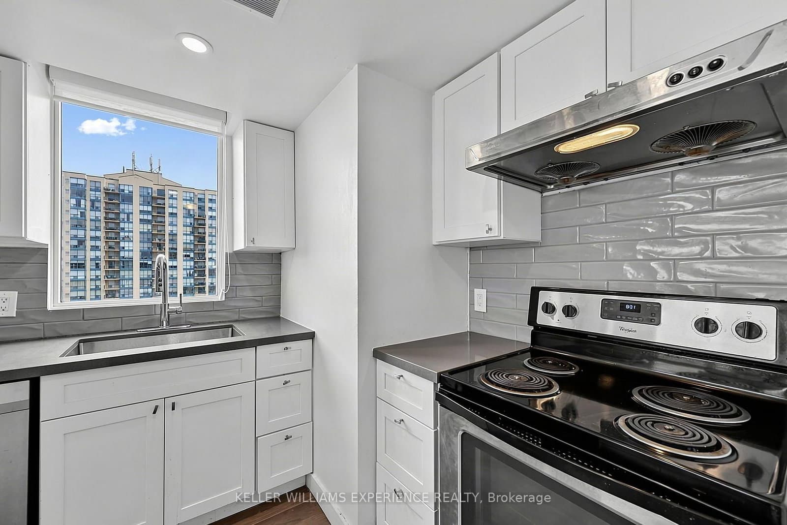 75 ELLEN Street, Unit #904 thumbnail 14