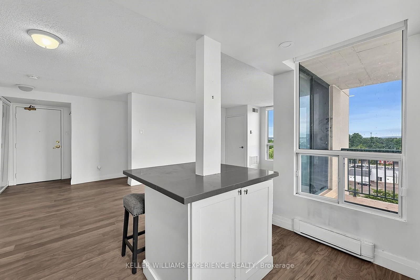 75 ELLEN Street, Unit #904 thumbnail 16