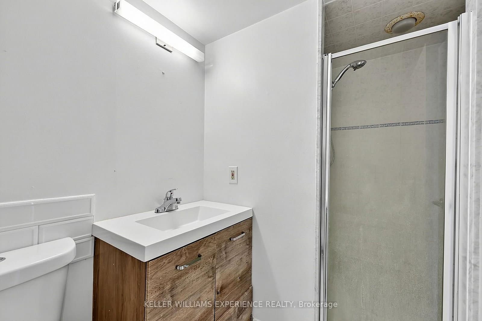 75 ELLEN Street, Unit #904 thumbnail 32