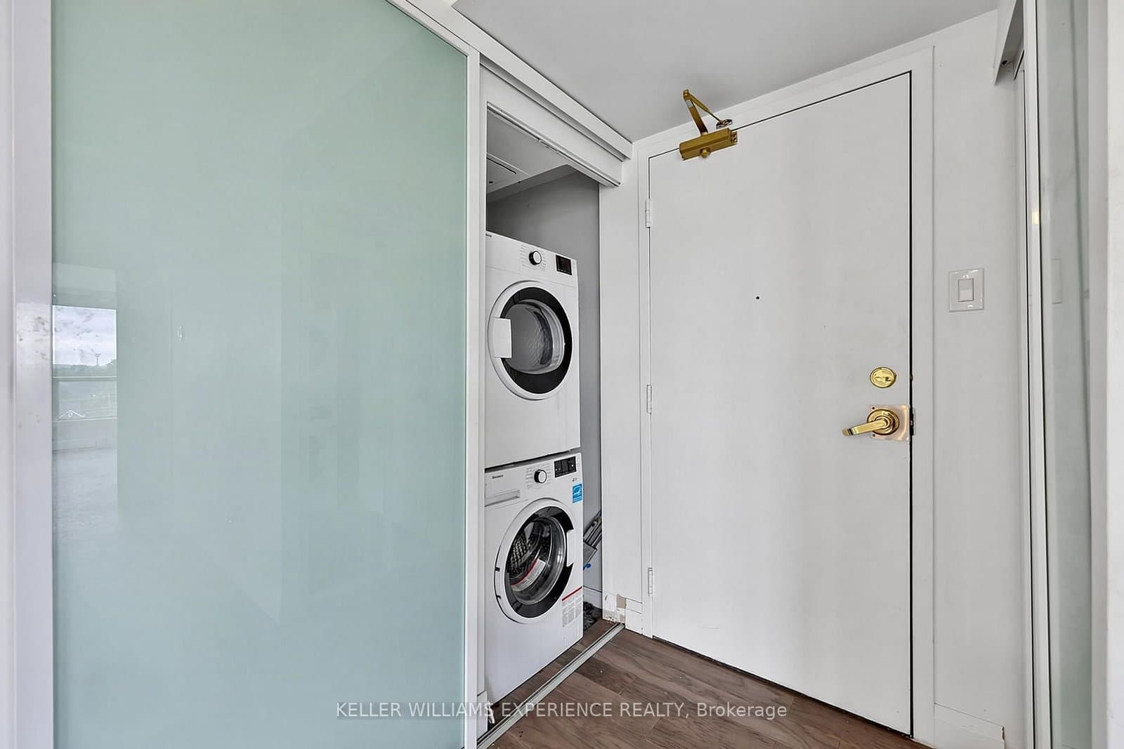 75 ELLEN Street, Unit #904 thumbnail 5