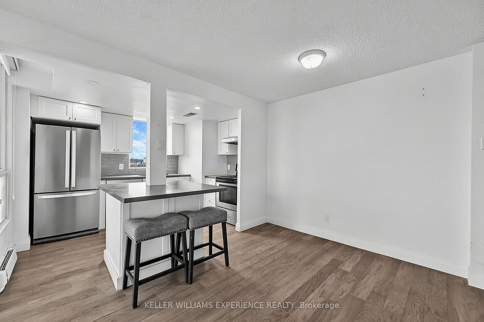 75 ELLEN Street, Unit #904 thumbnail 8