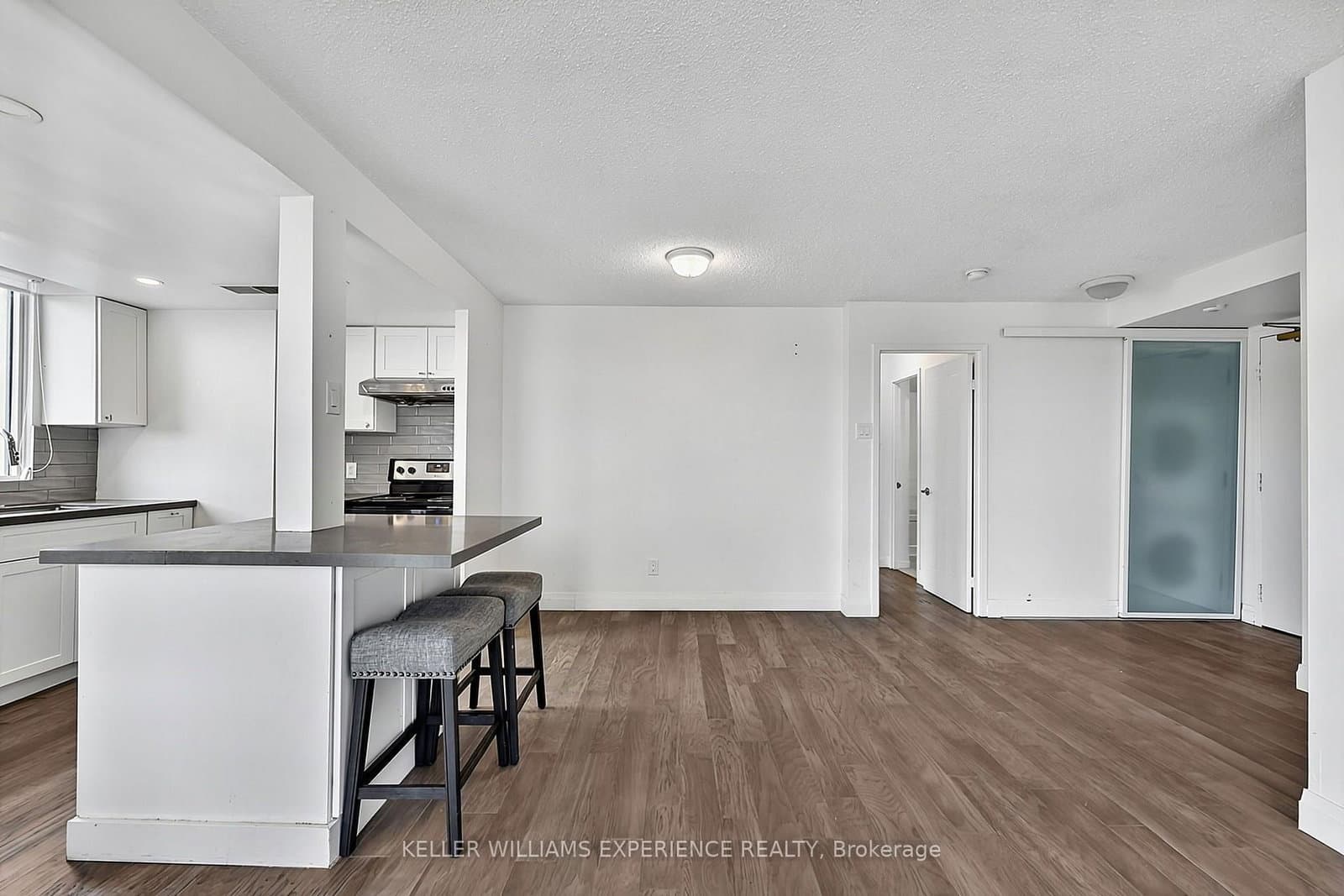 75 ELLEN Street, Unit #904 thumbnail 9
