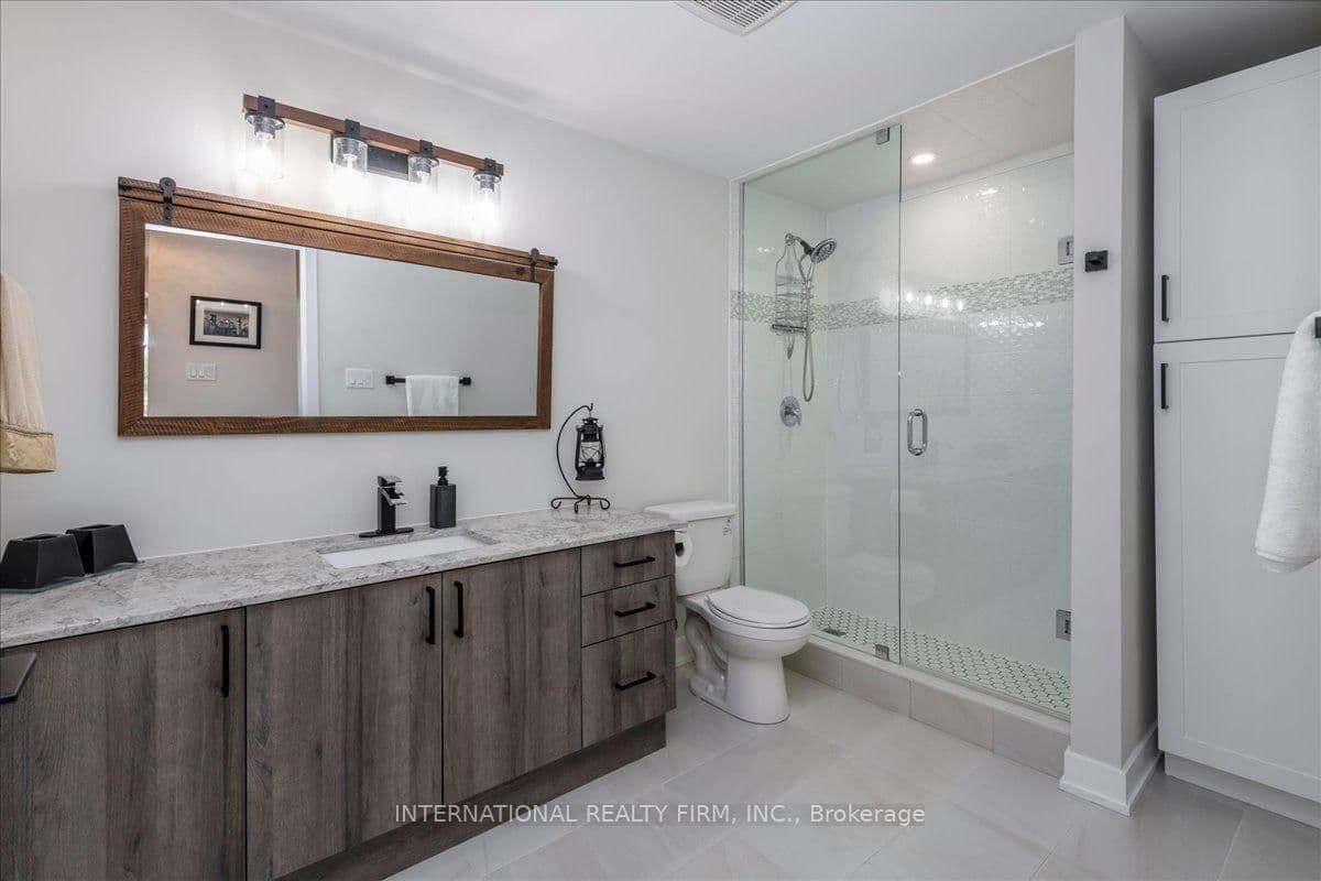 8 Culinary Lane, Unit 301 thumbnail 18
