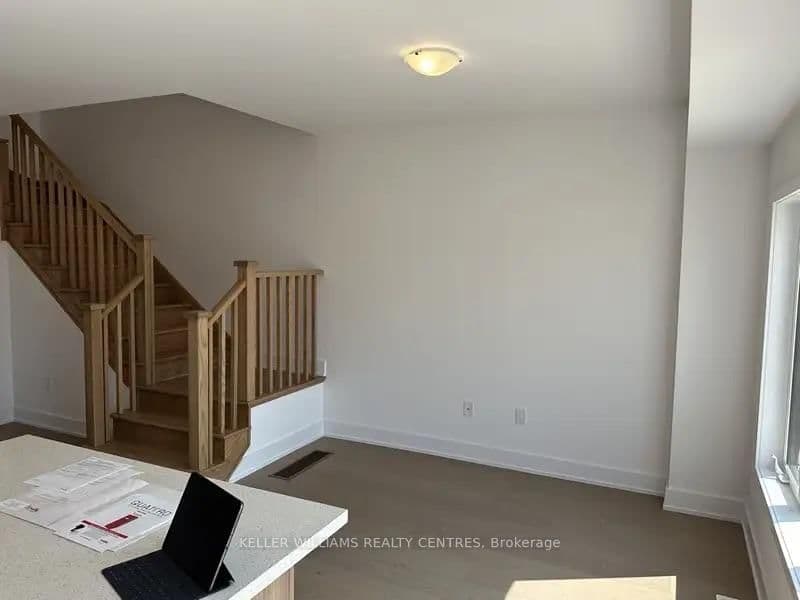 49 Gateway Drive thumbnail 7