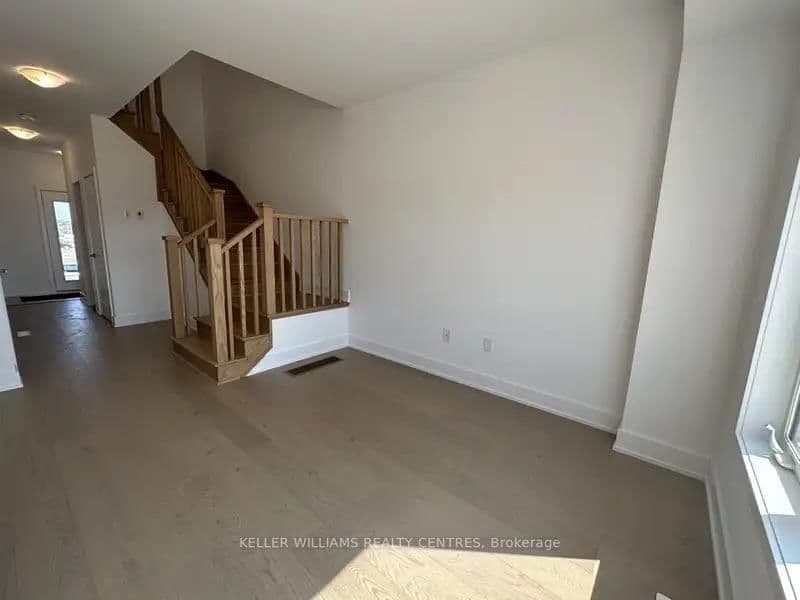 49 Gateway Drive thumbnail 8