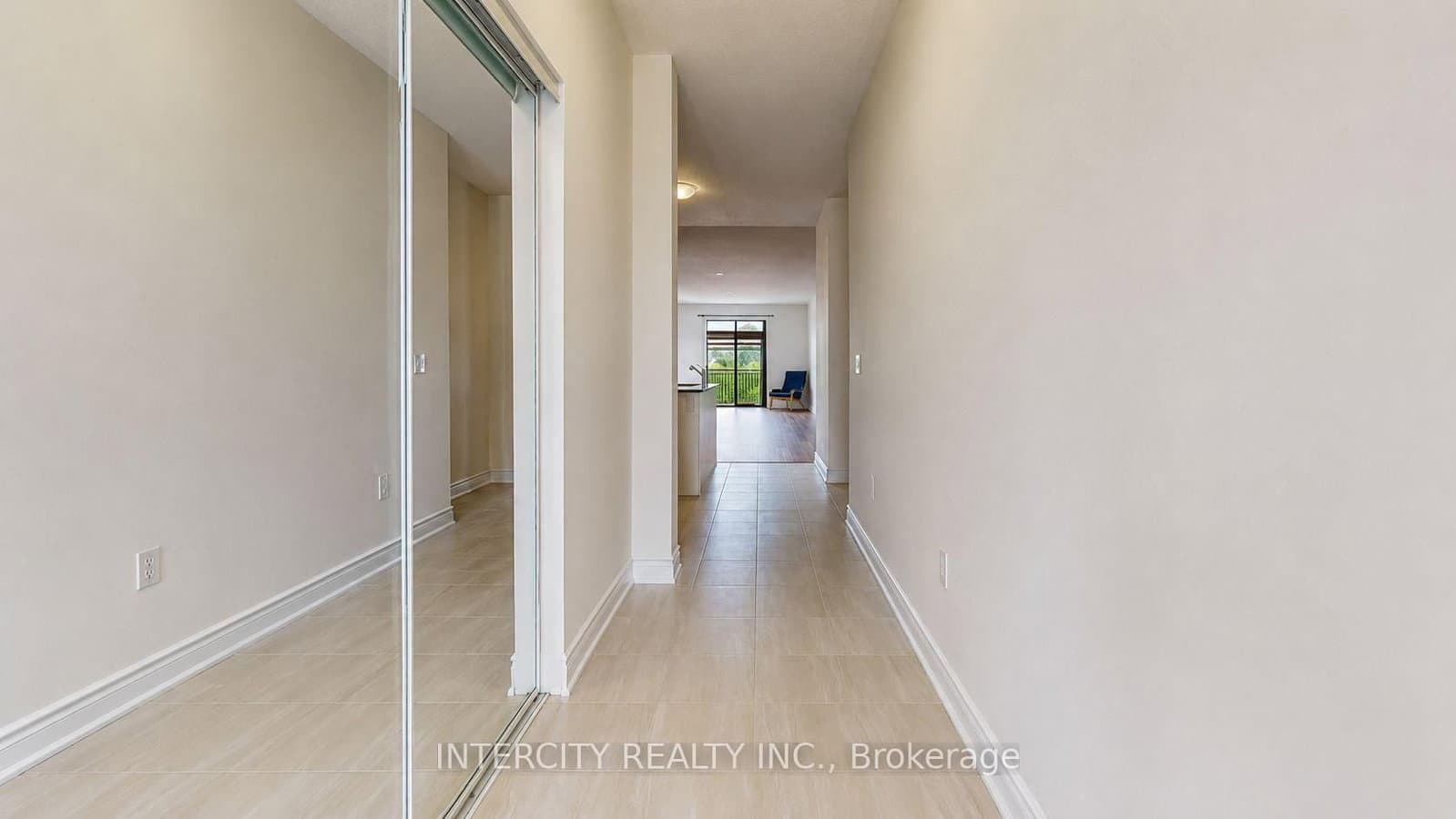 17 Union Boulevard thumbnail 7