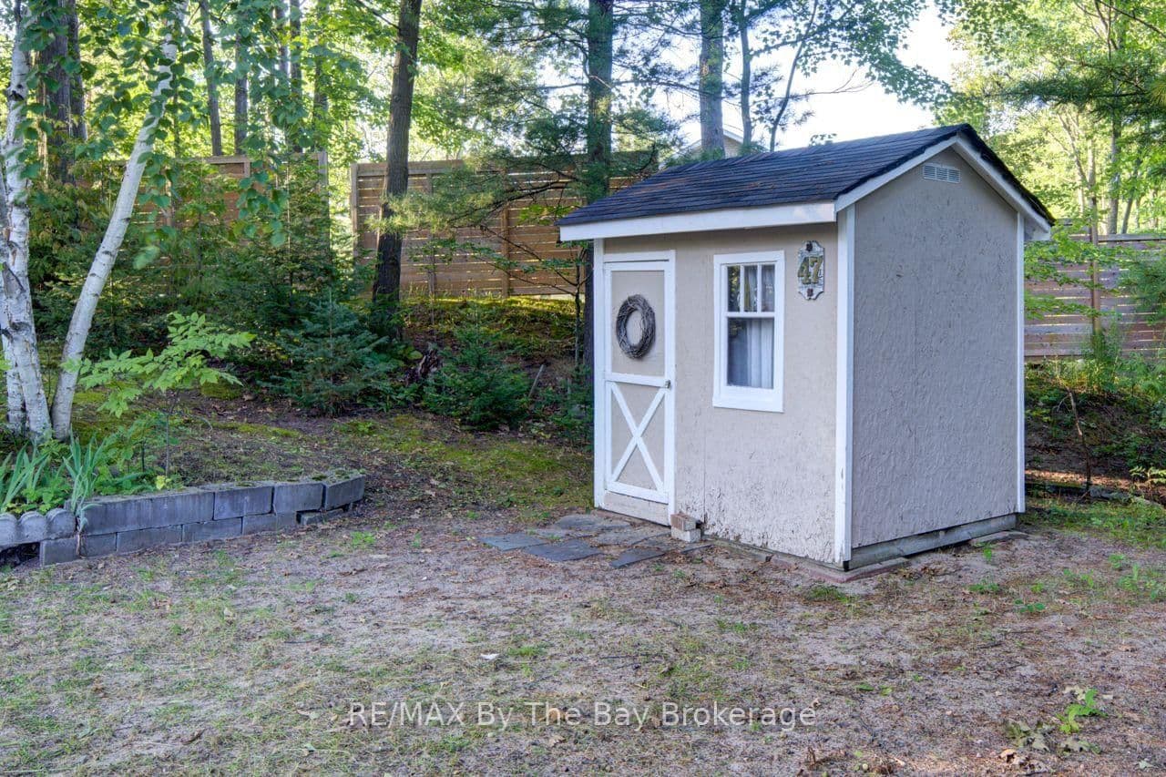 47 Birchwood Trail thumbnail 38