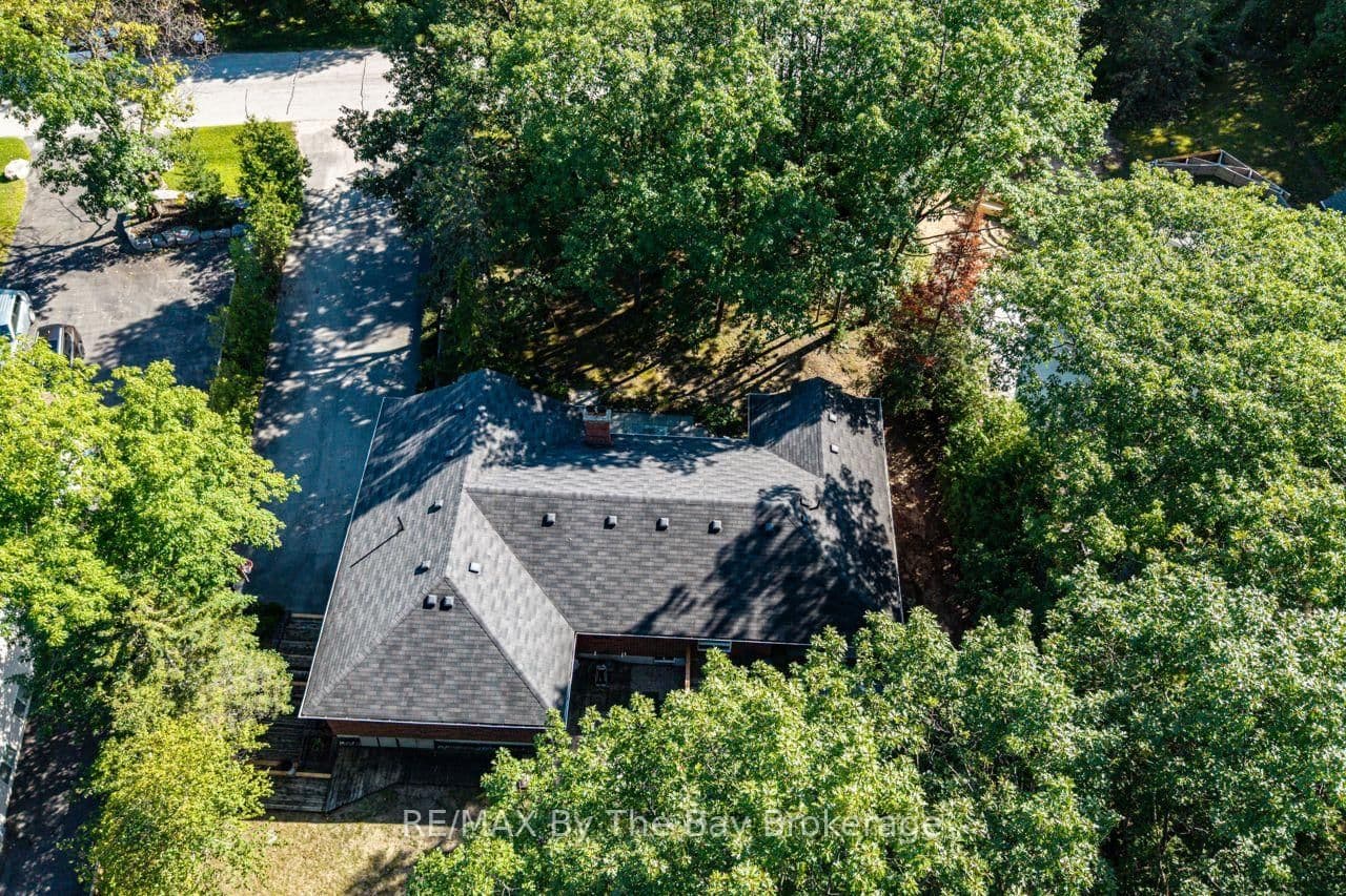 47 Birchwood Trail thumbnail 43