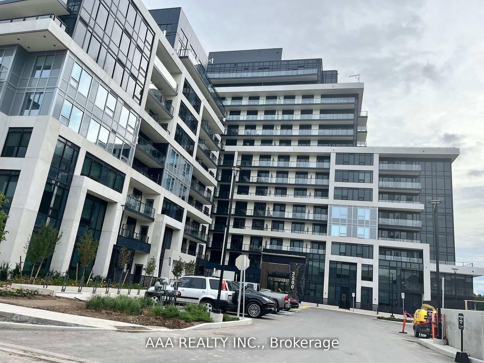 3200 William Coltson Avenue, Unit 1009