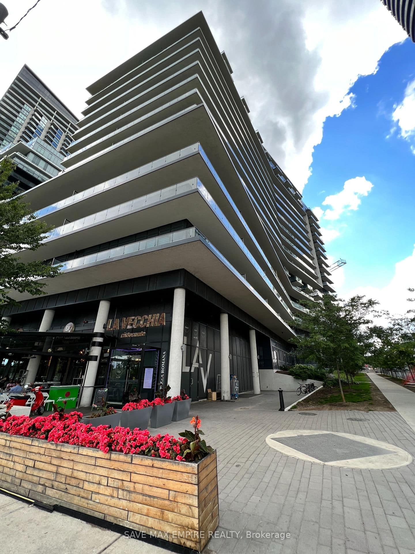 39 Annie Craig Drive, Unit 416